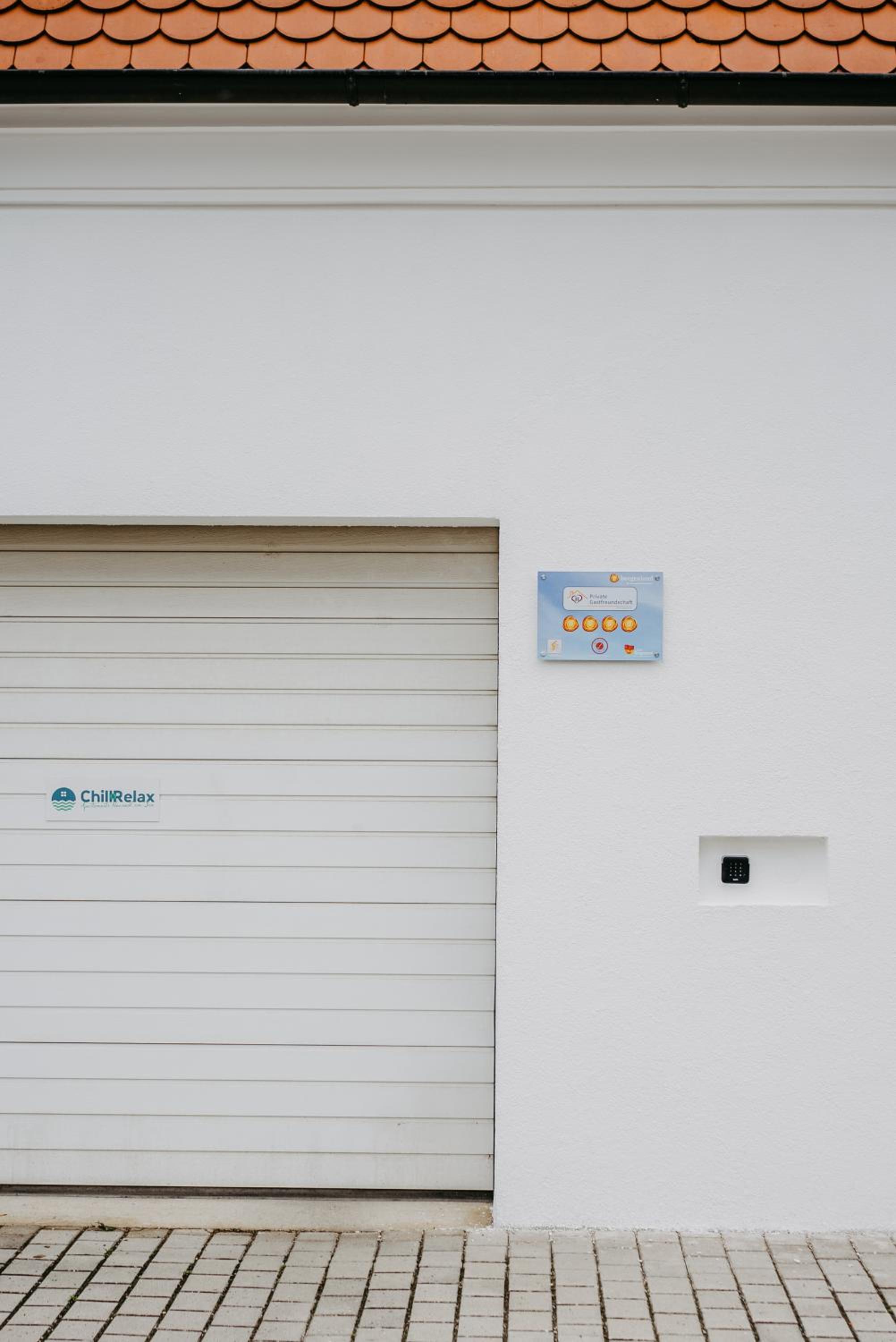 Apartment with Terrace photo 2