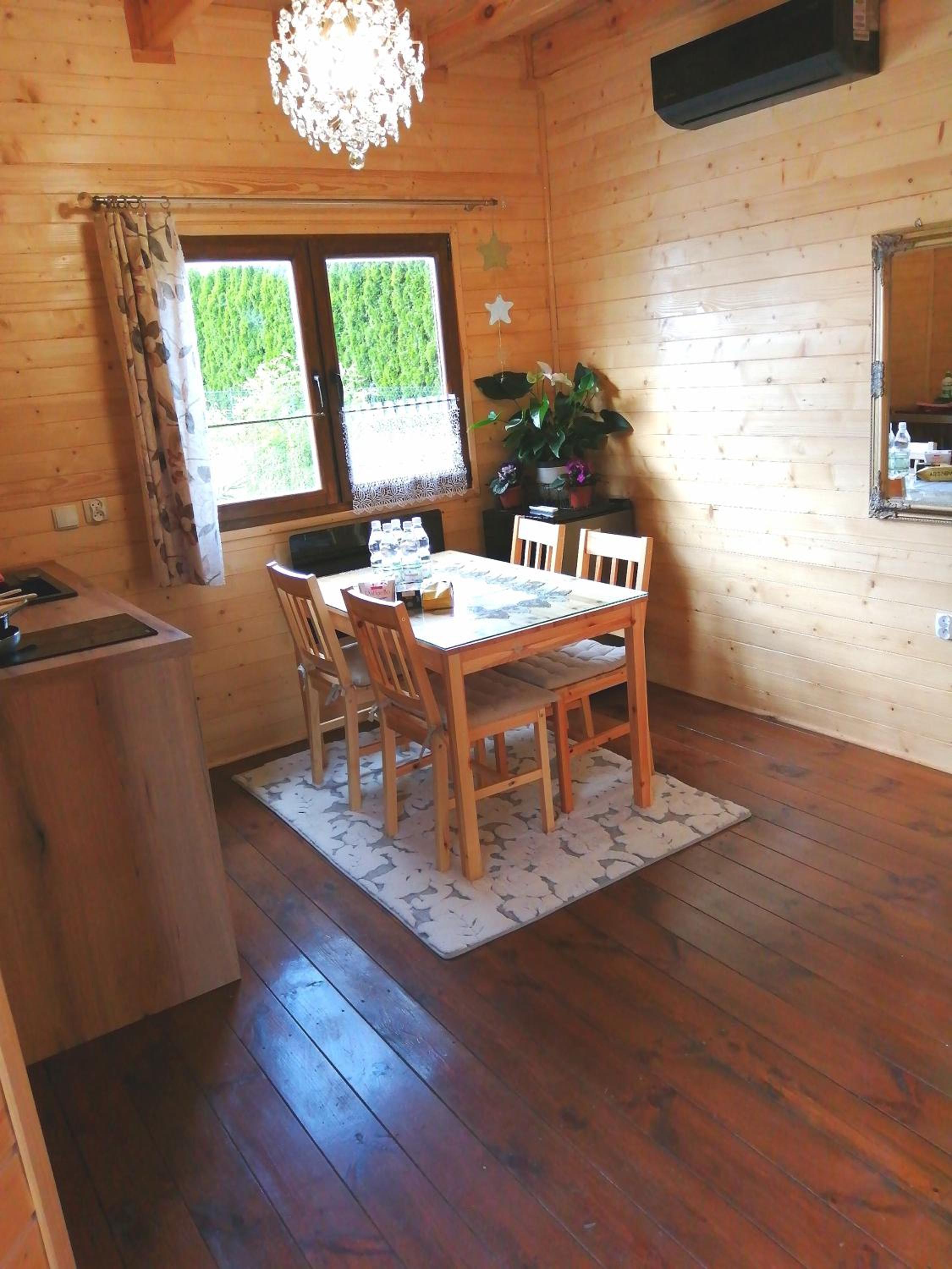 Three-Bedroom Chalet - Photo 4