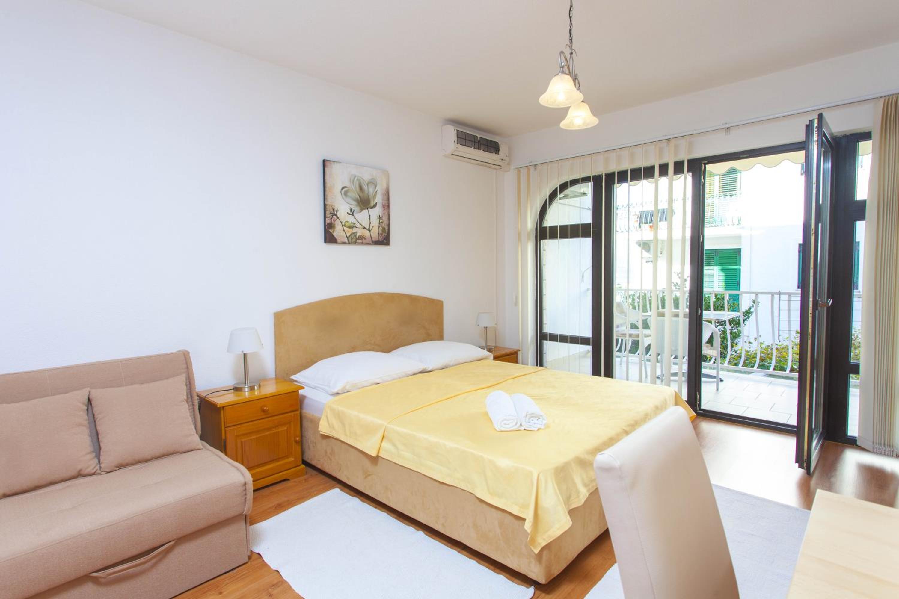 Studio Apartment with Sea View photo 3