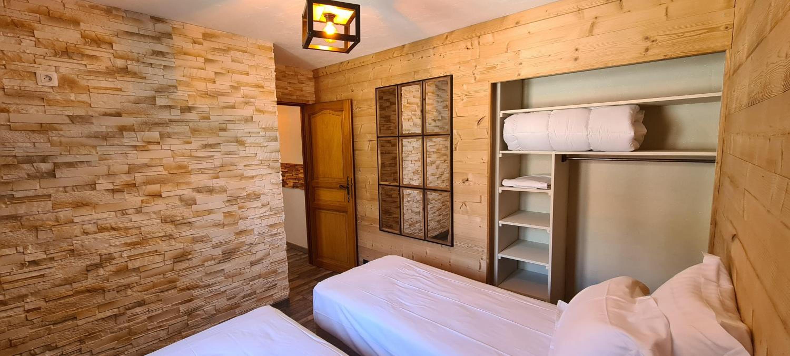 Three-Bedroom Suite photo 1