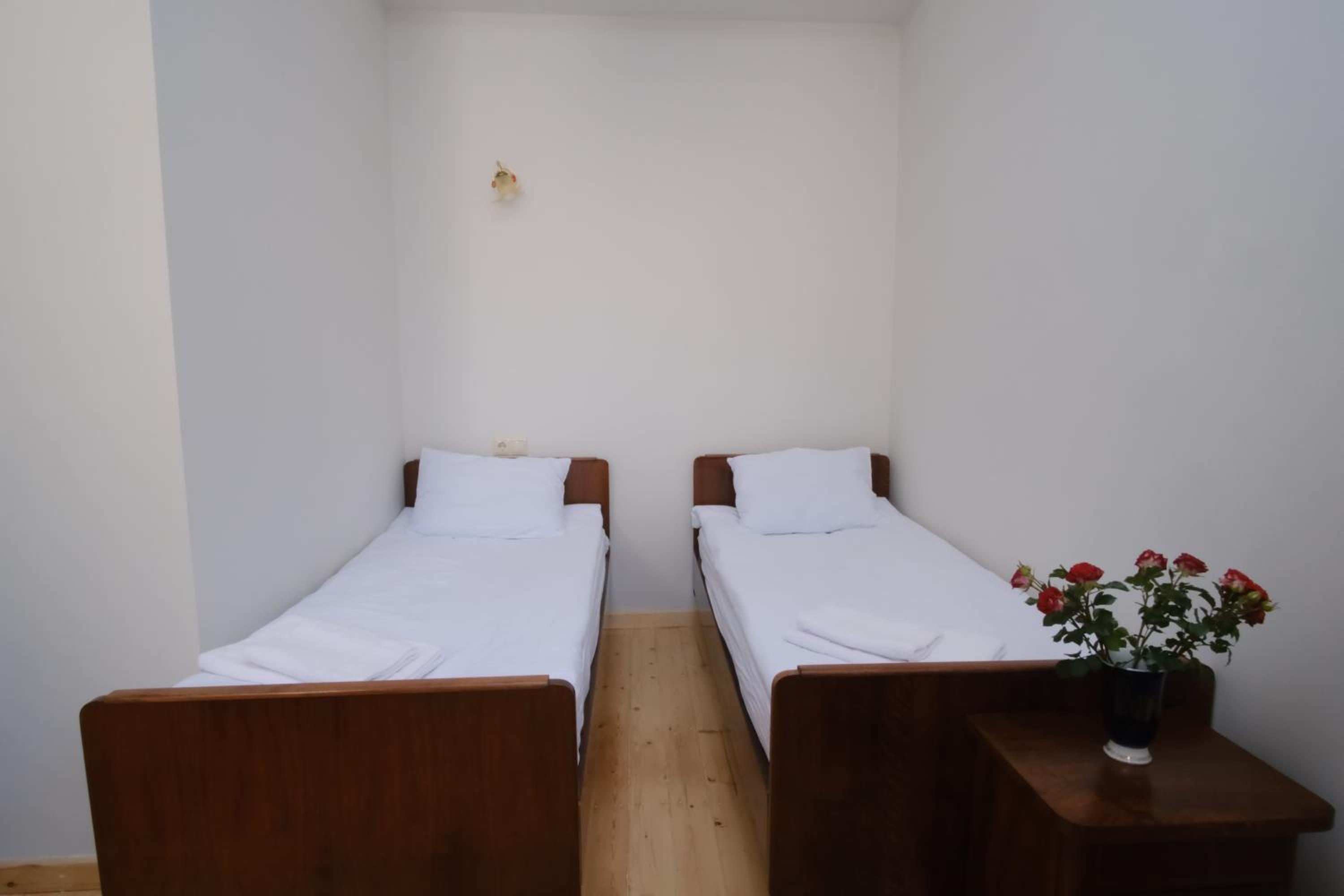 Standard Twin Room photo 2