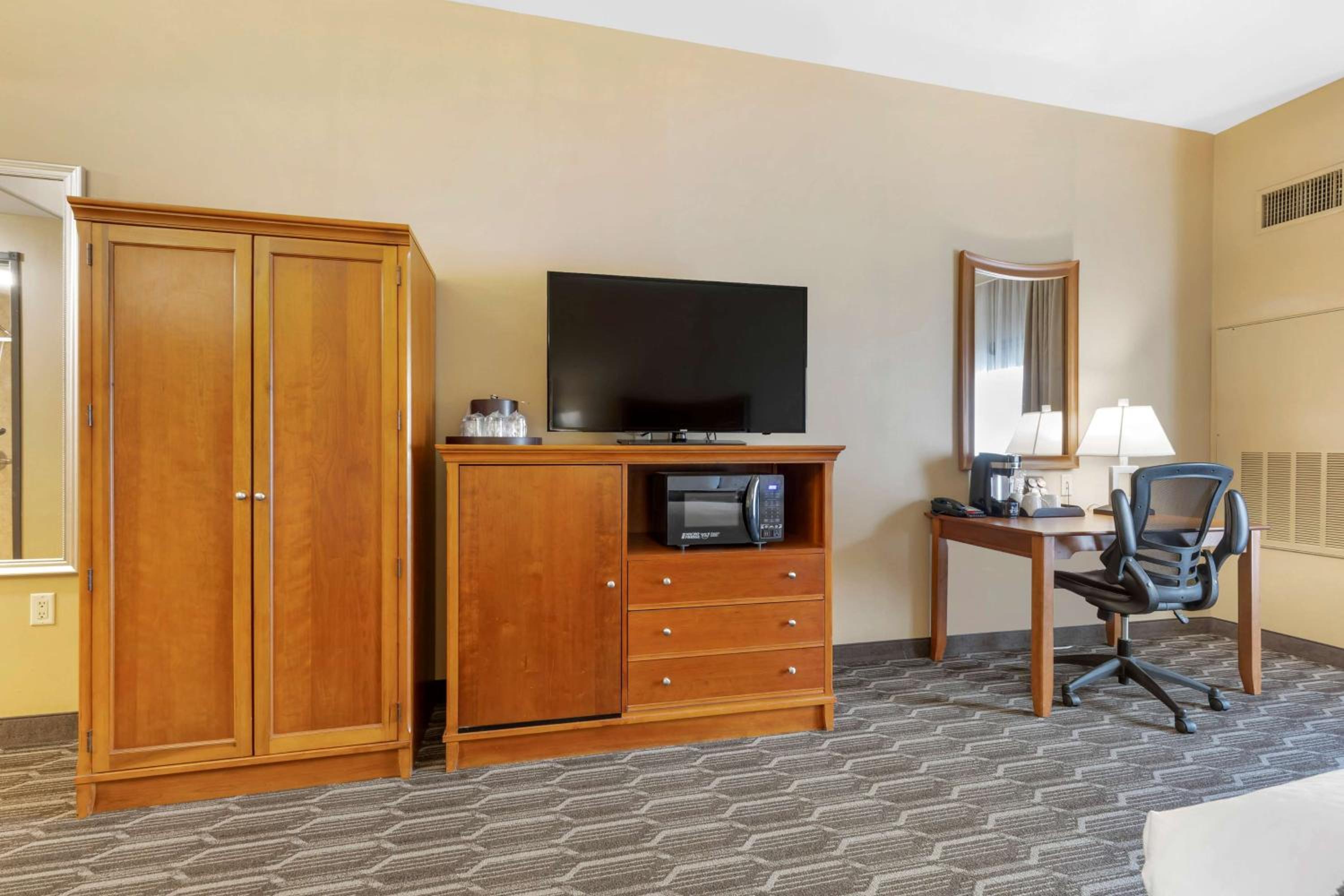 Best Western Plus Swiss Chalet Hotel & Suites, Billede 4