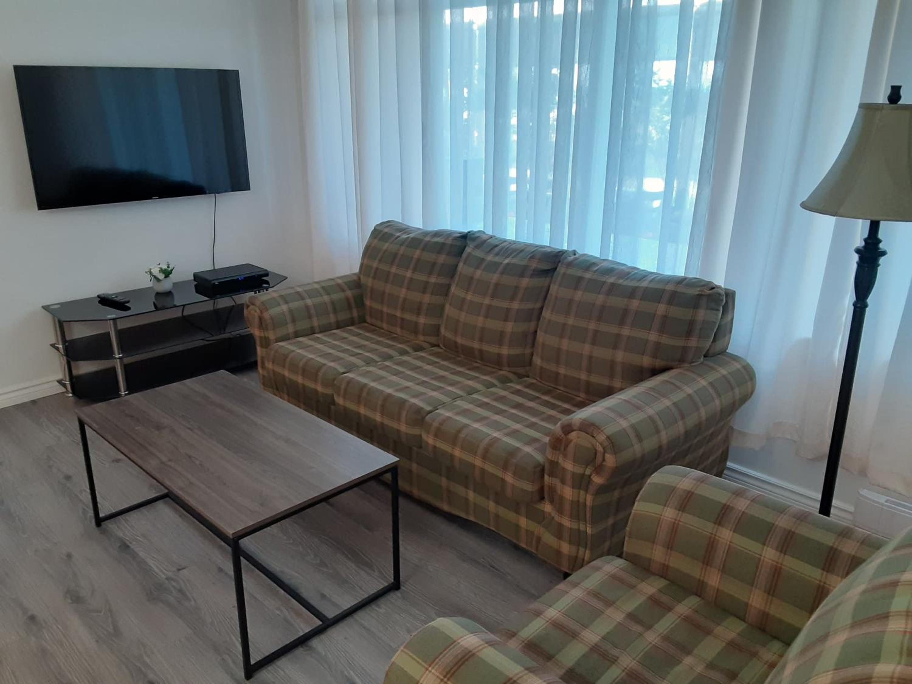Apartment - Ground Floor photo 2