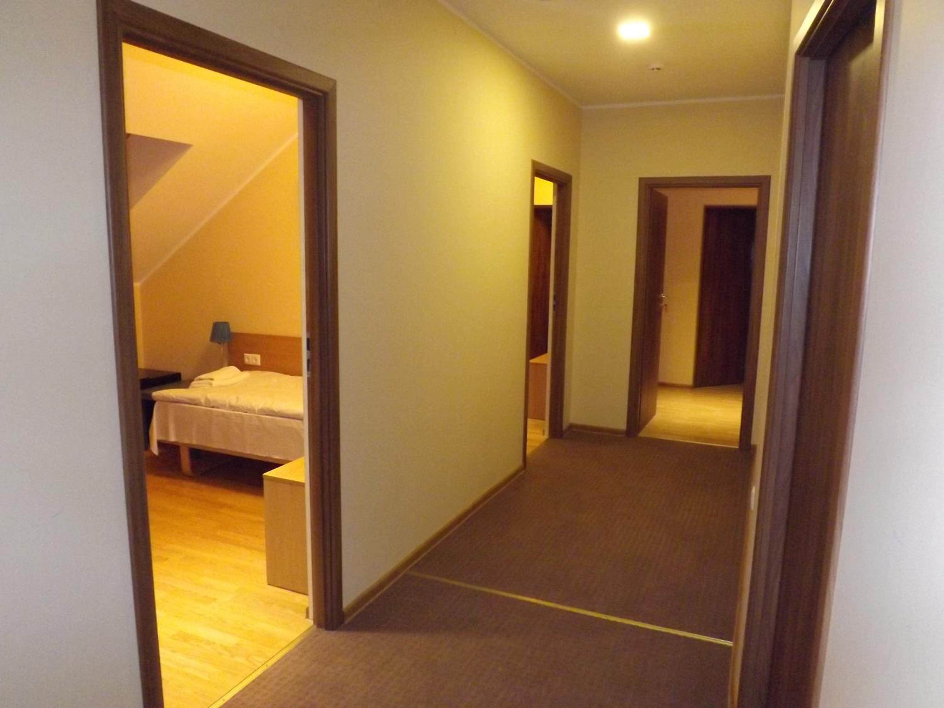 Twin Room with Shower photo 2