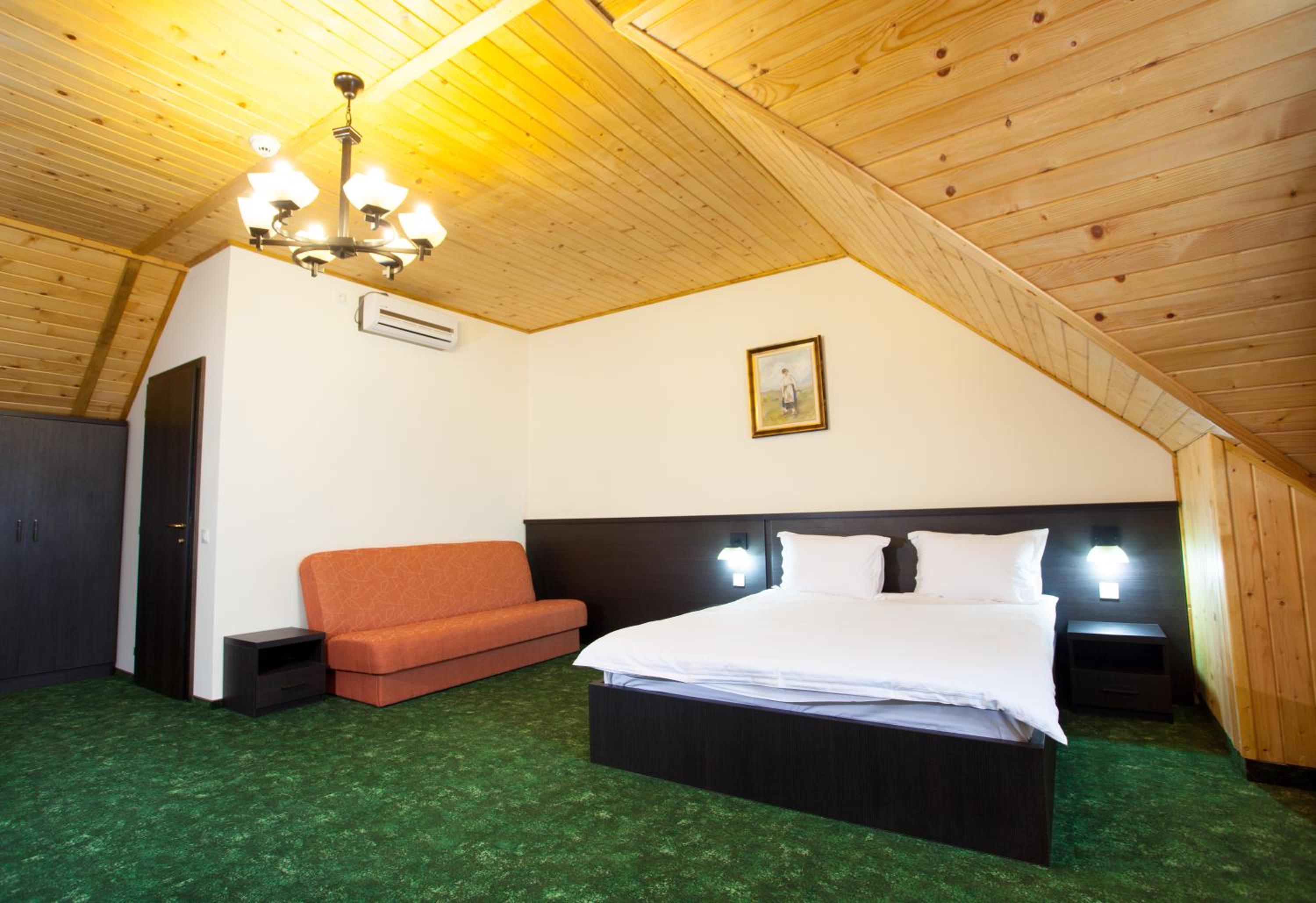 Double Room - Photo 1