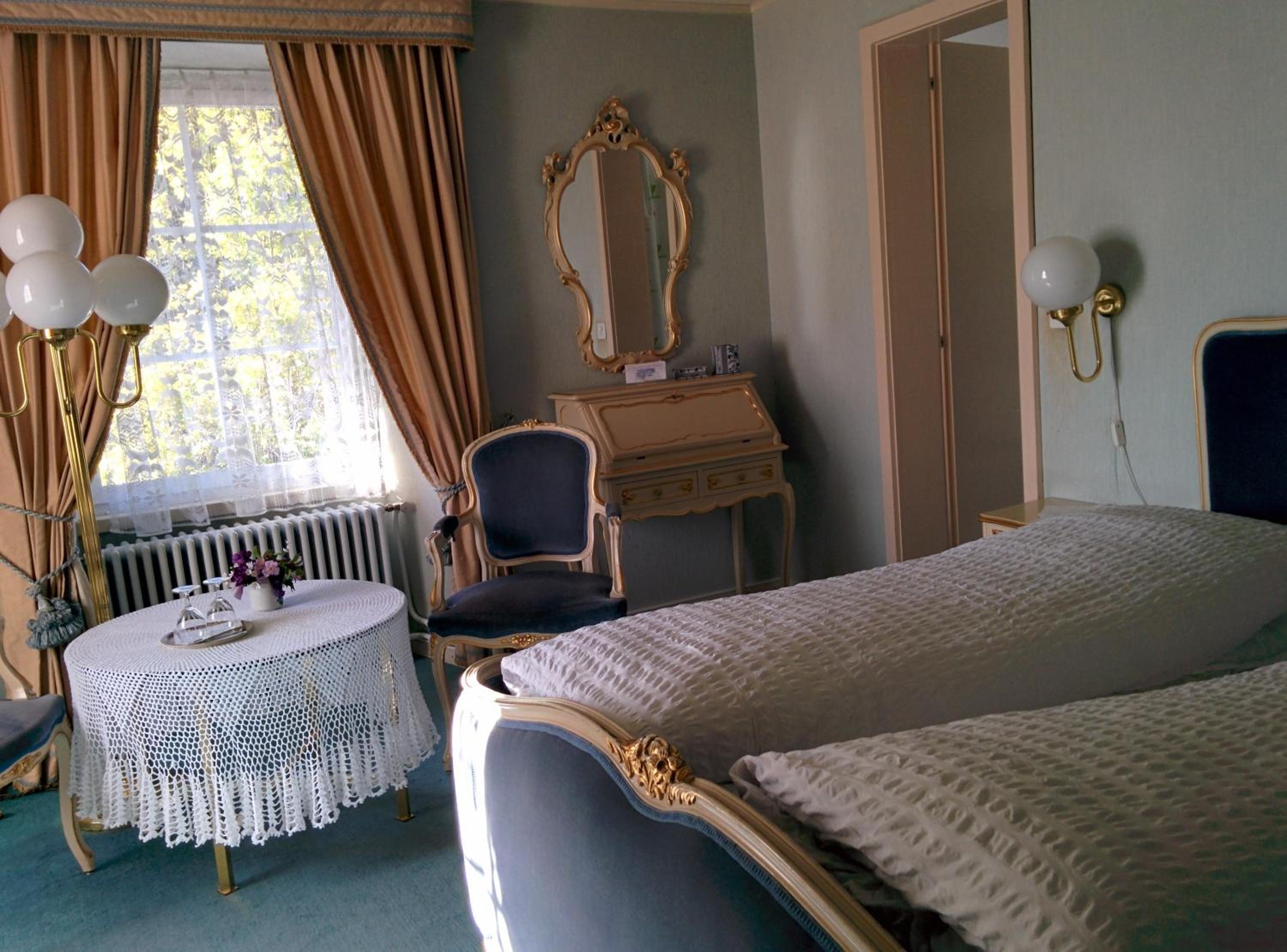 Double Room - Photo 2