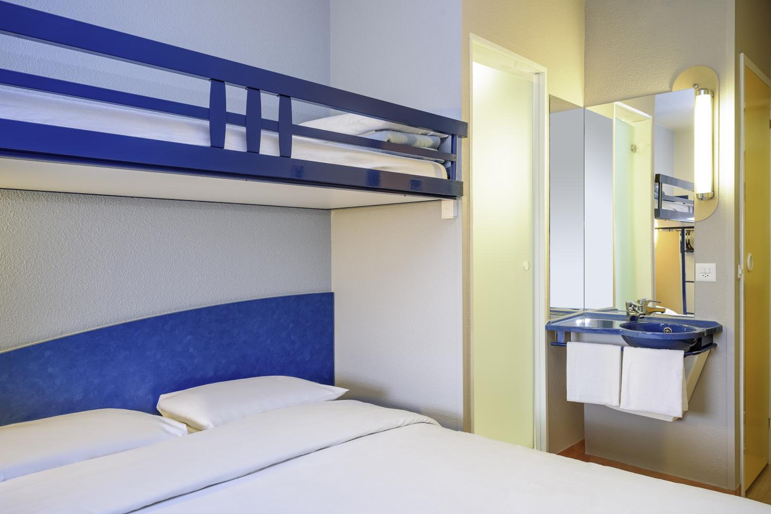 Triple Room - Photo 3