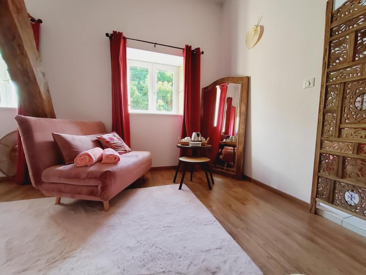 Deluxe Double Room with Extra Bed photo 2