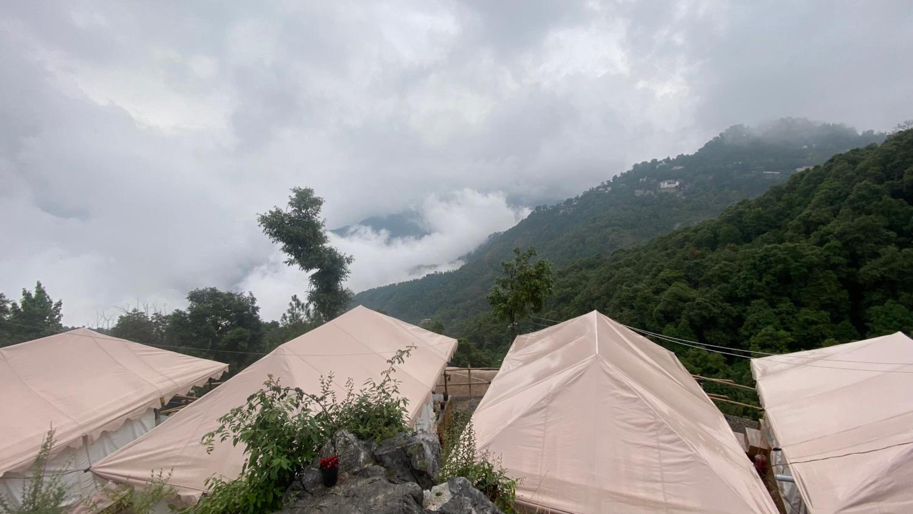 Superior Himalayan View Luxe Tent - Photo 41