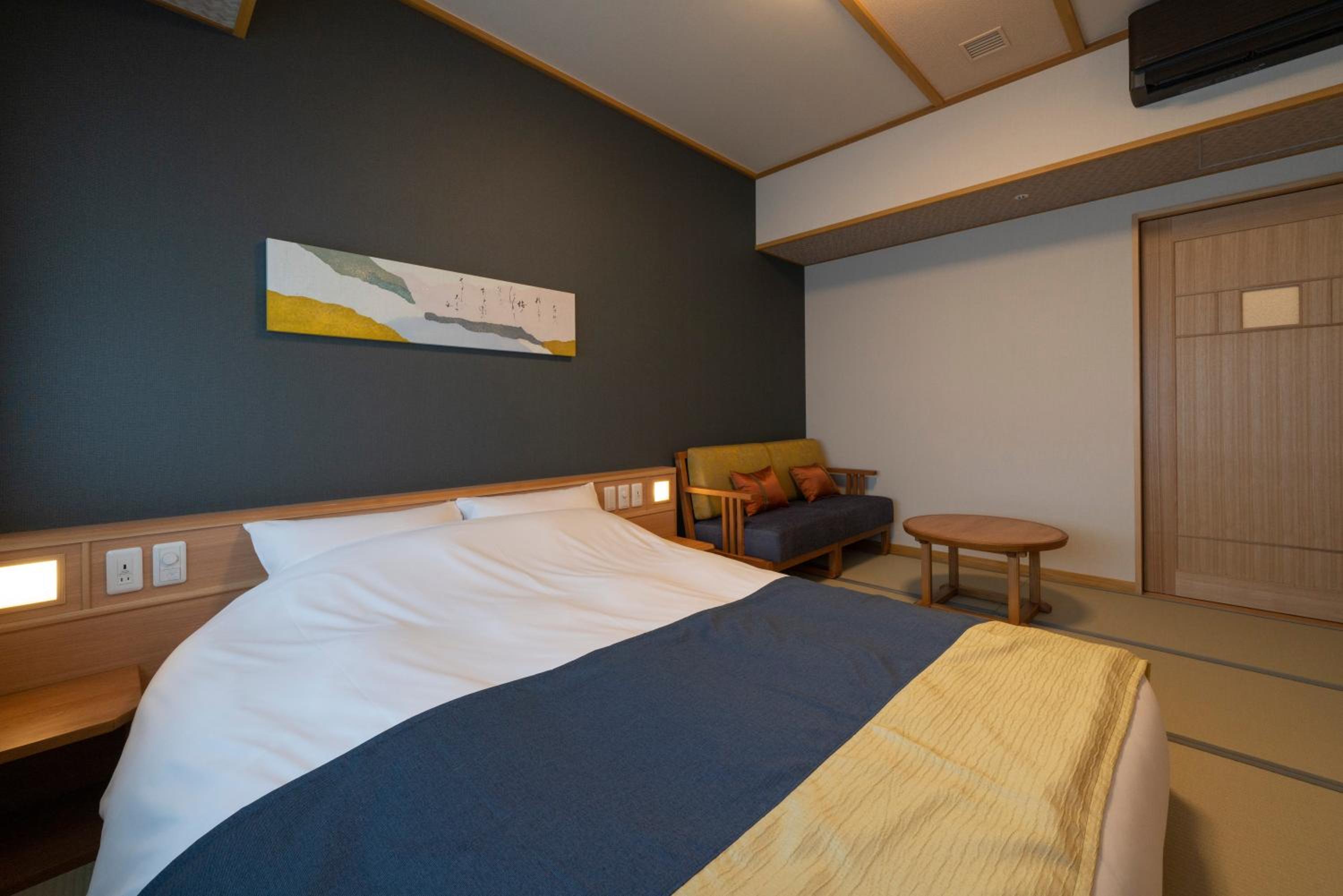 Double Room - Photo 2