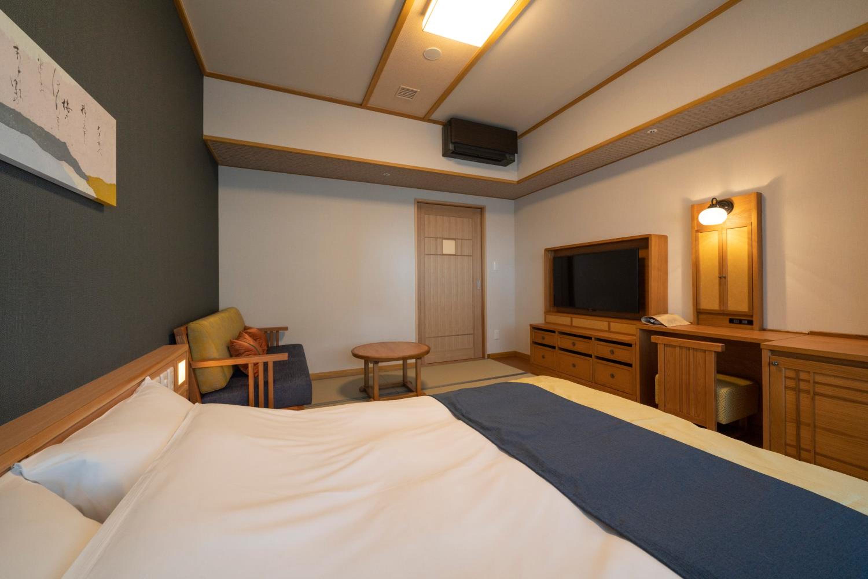 Double Room - Photo 3
