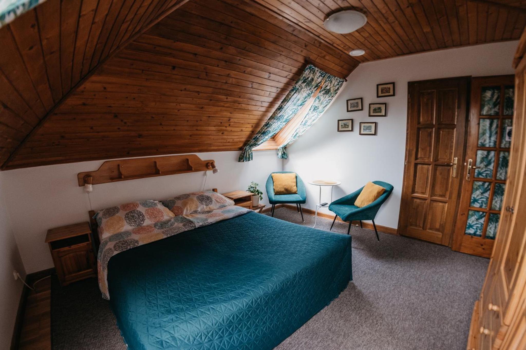 Double or Twin Room with Private Bathroom - Photo 1