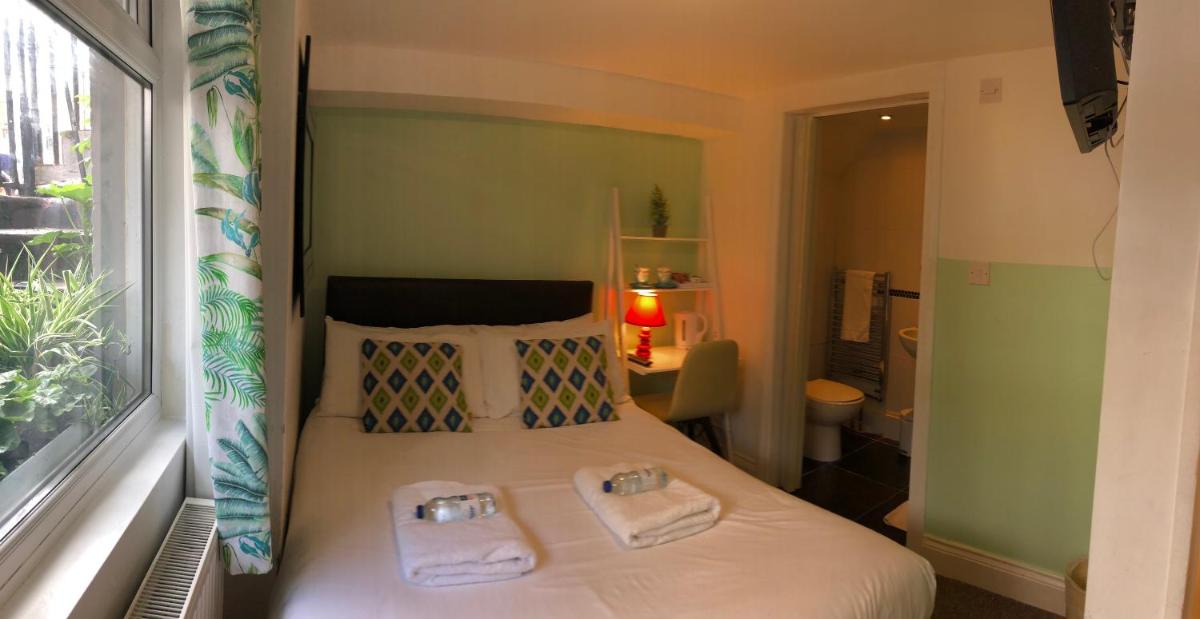 Double Room photo 3