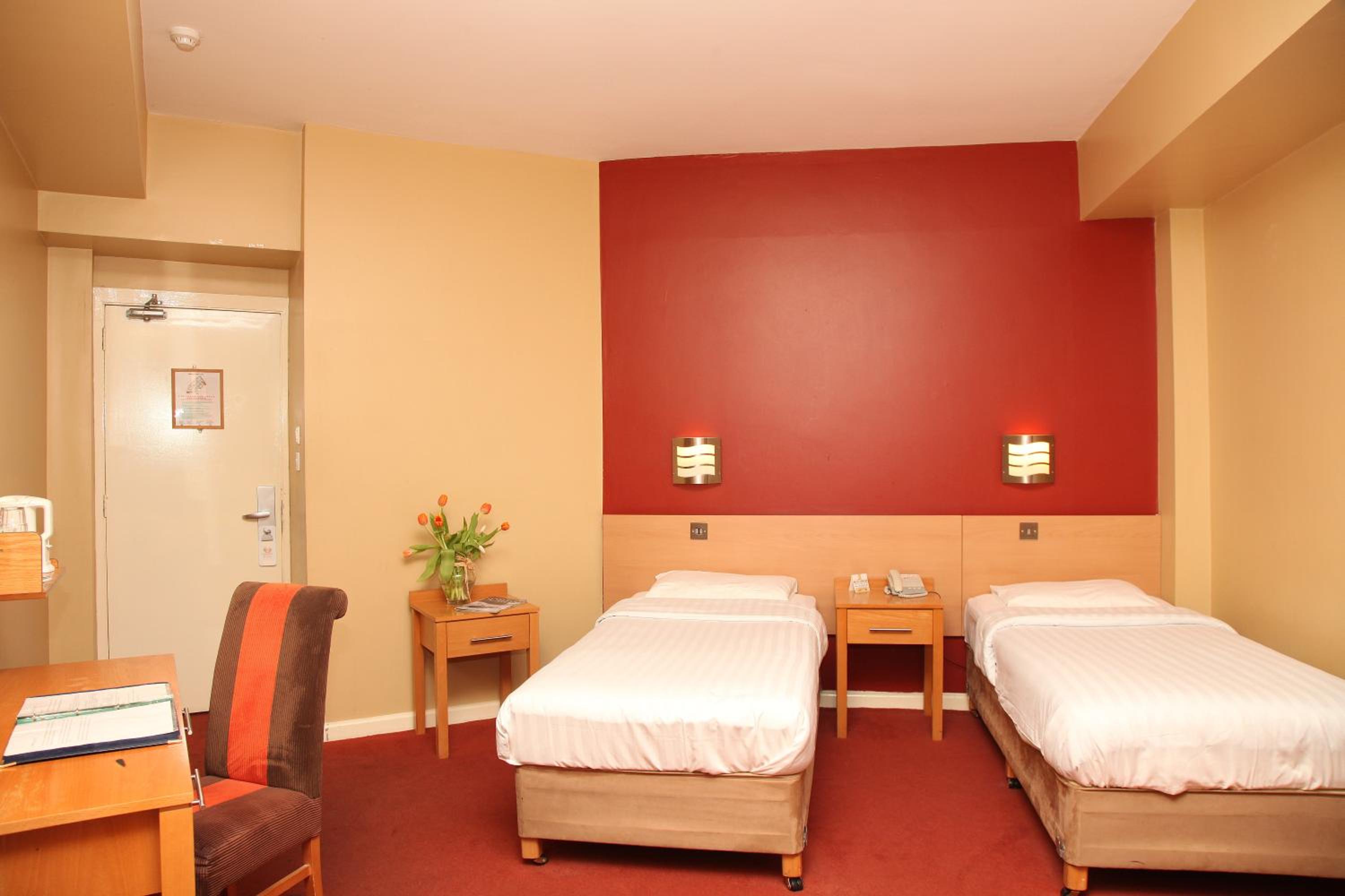 Twin Room photo 3