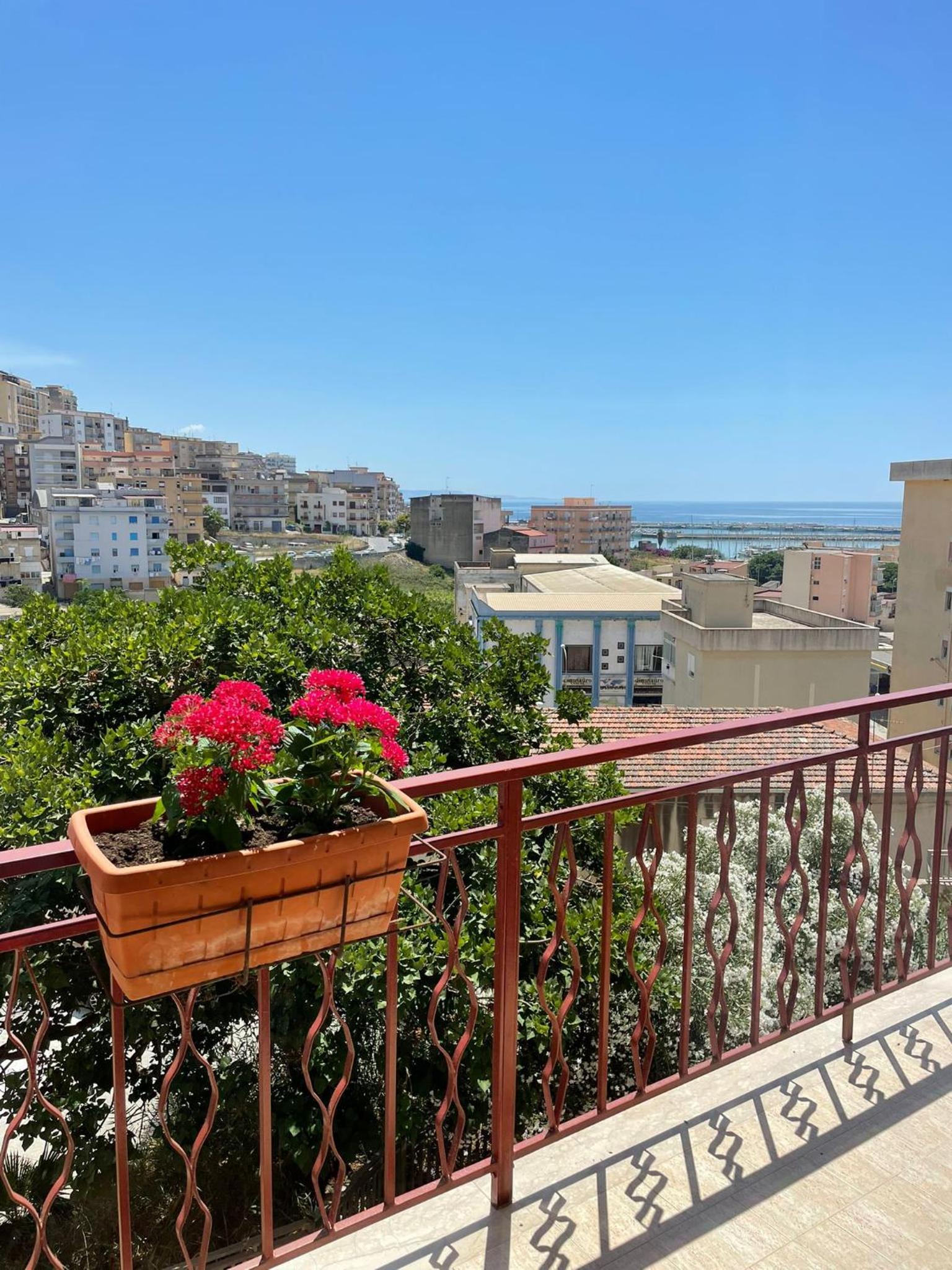 Apartment - Photo 25