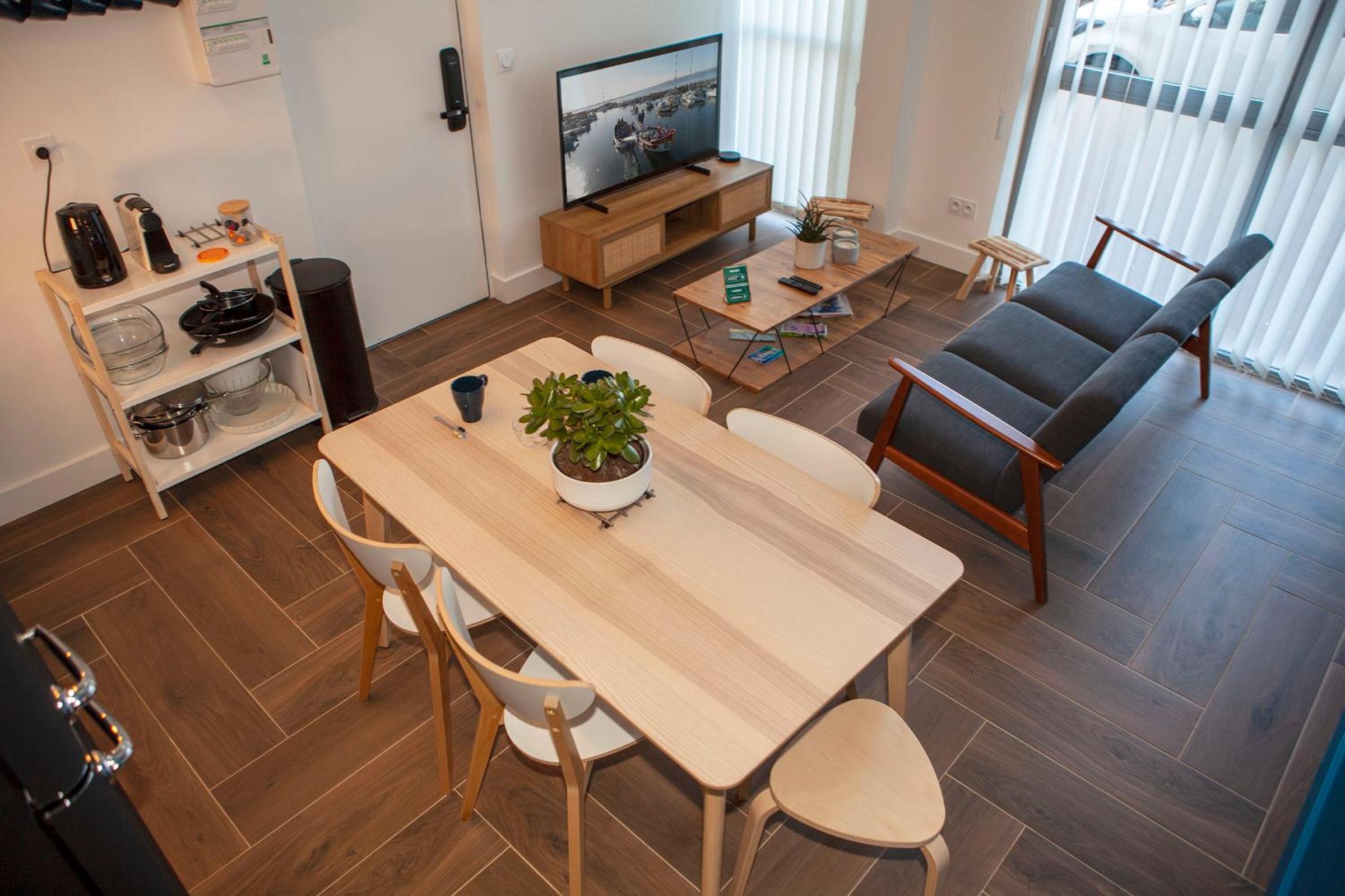 Apartment - Photo 5