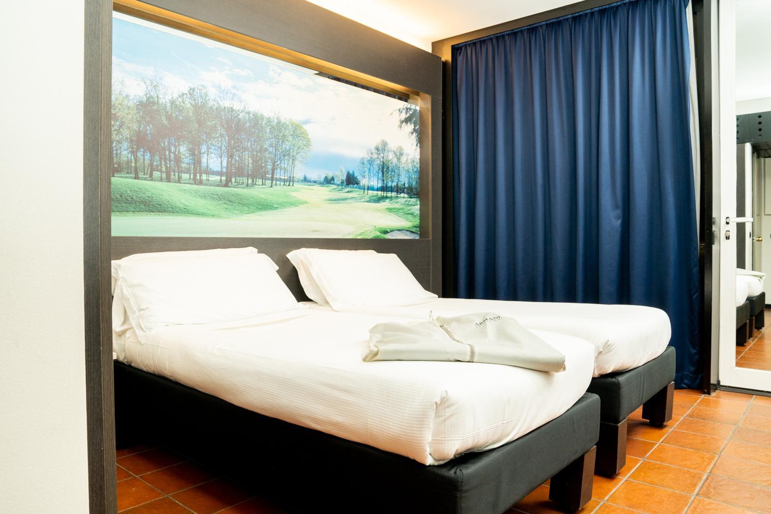 Twin Room - Photo 4