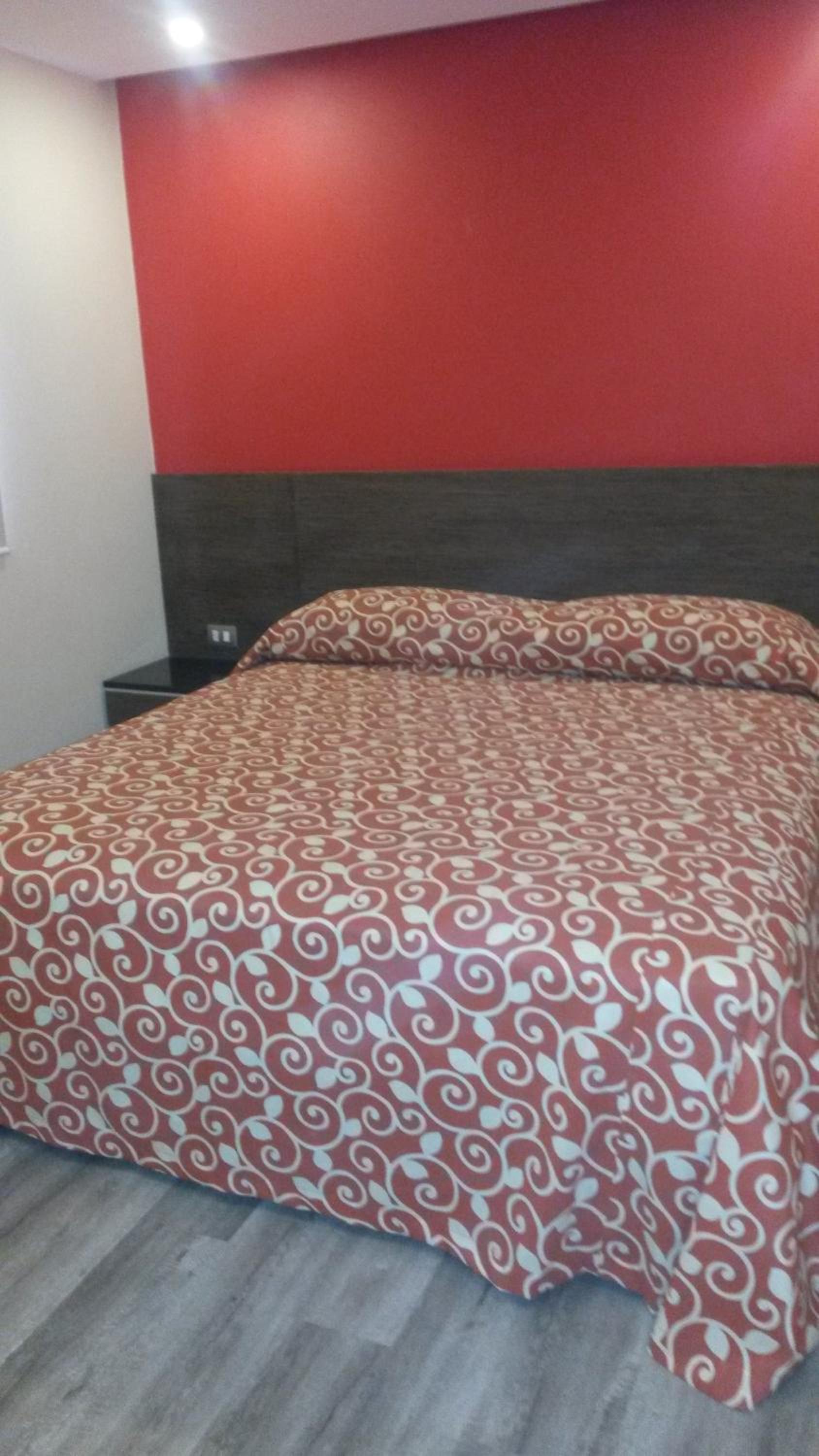 Standard King Room - Photo 2