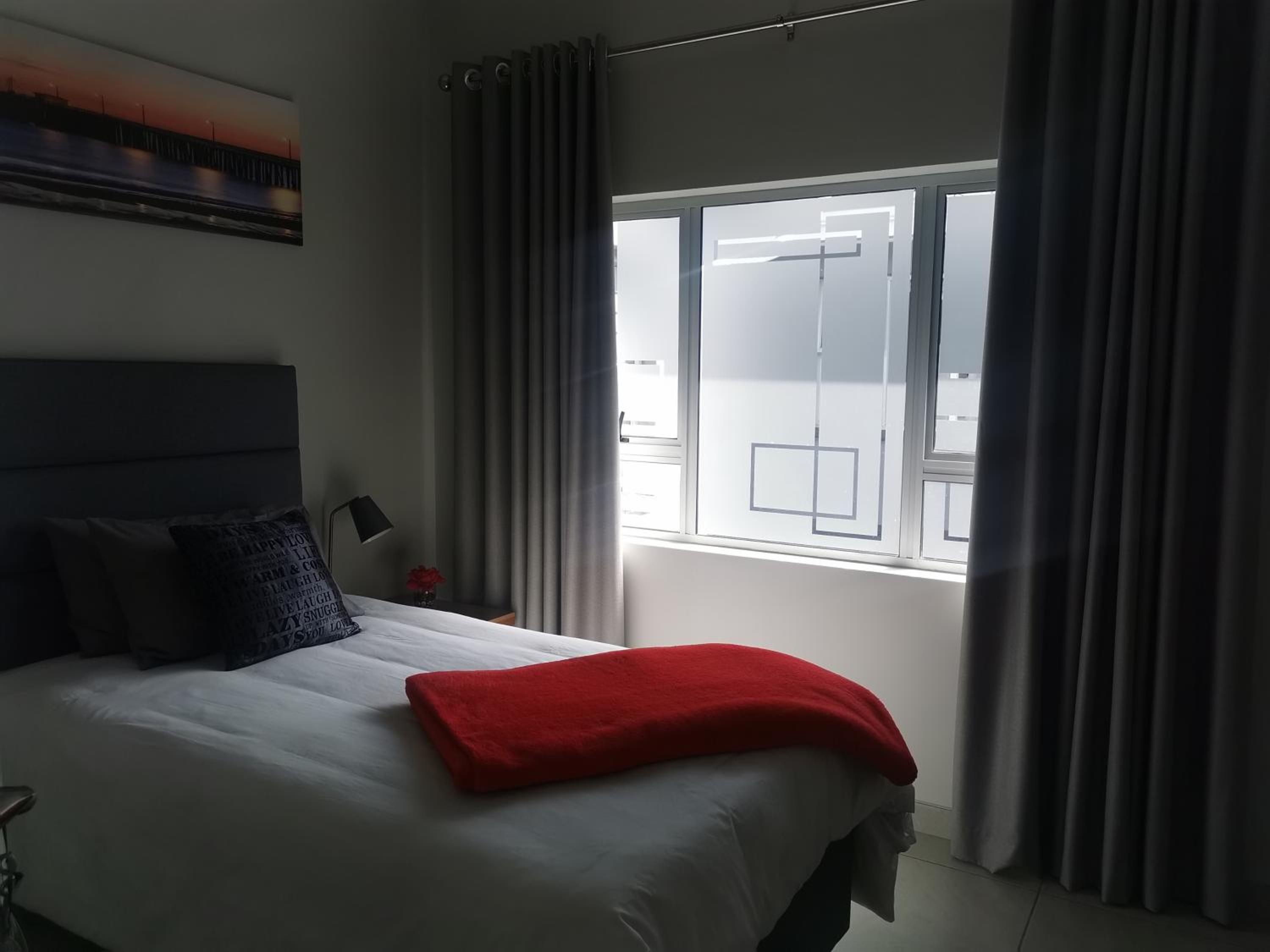 Deluxe Double Room (2 Adults + 1 Child) - Photo 14