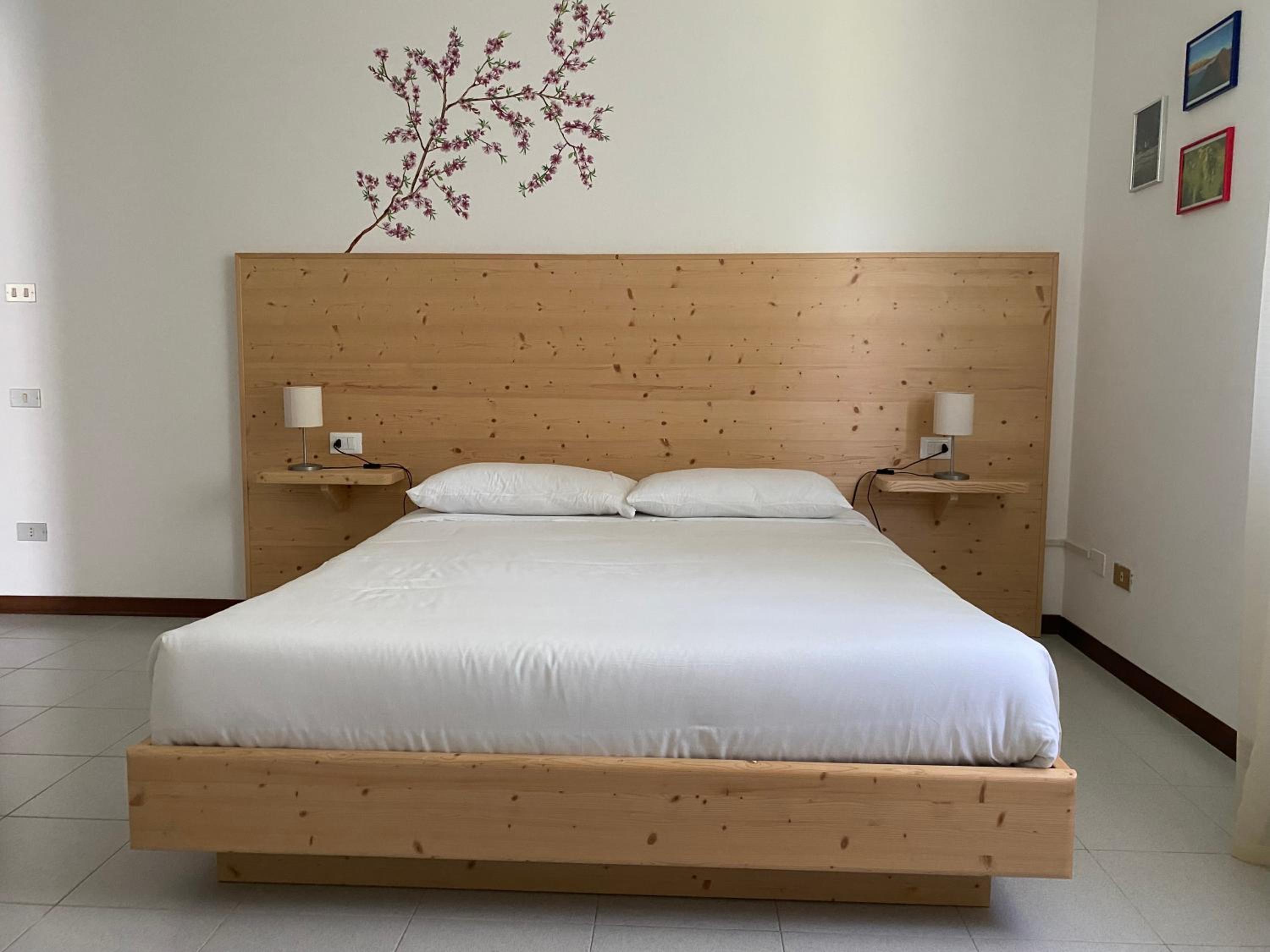 Double Room with Extra Bed photo 3