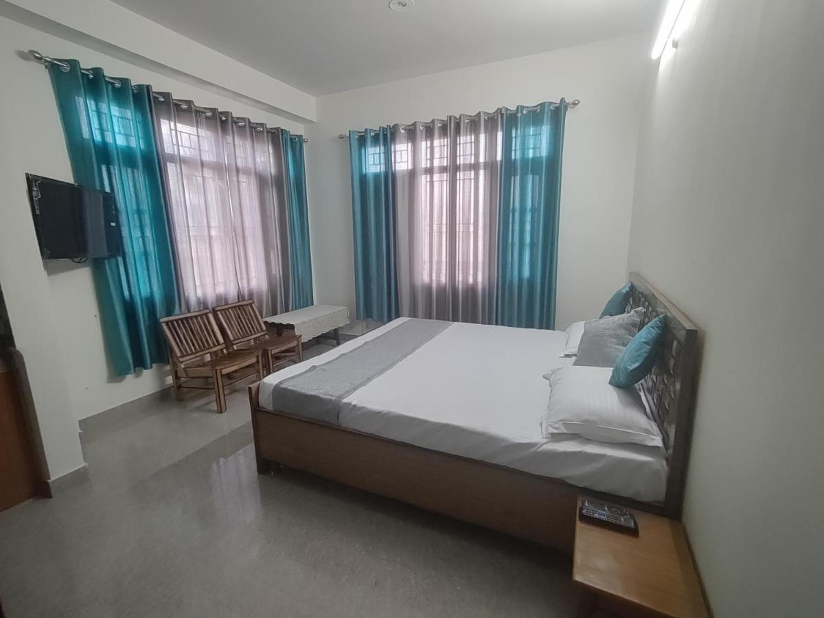 Double Room with Balcony photo 3