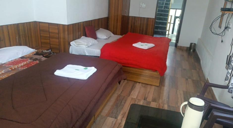 Family Room - Photo 2
