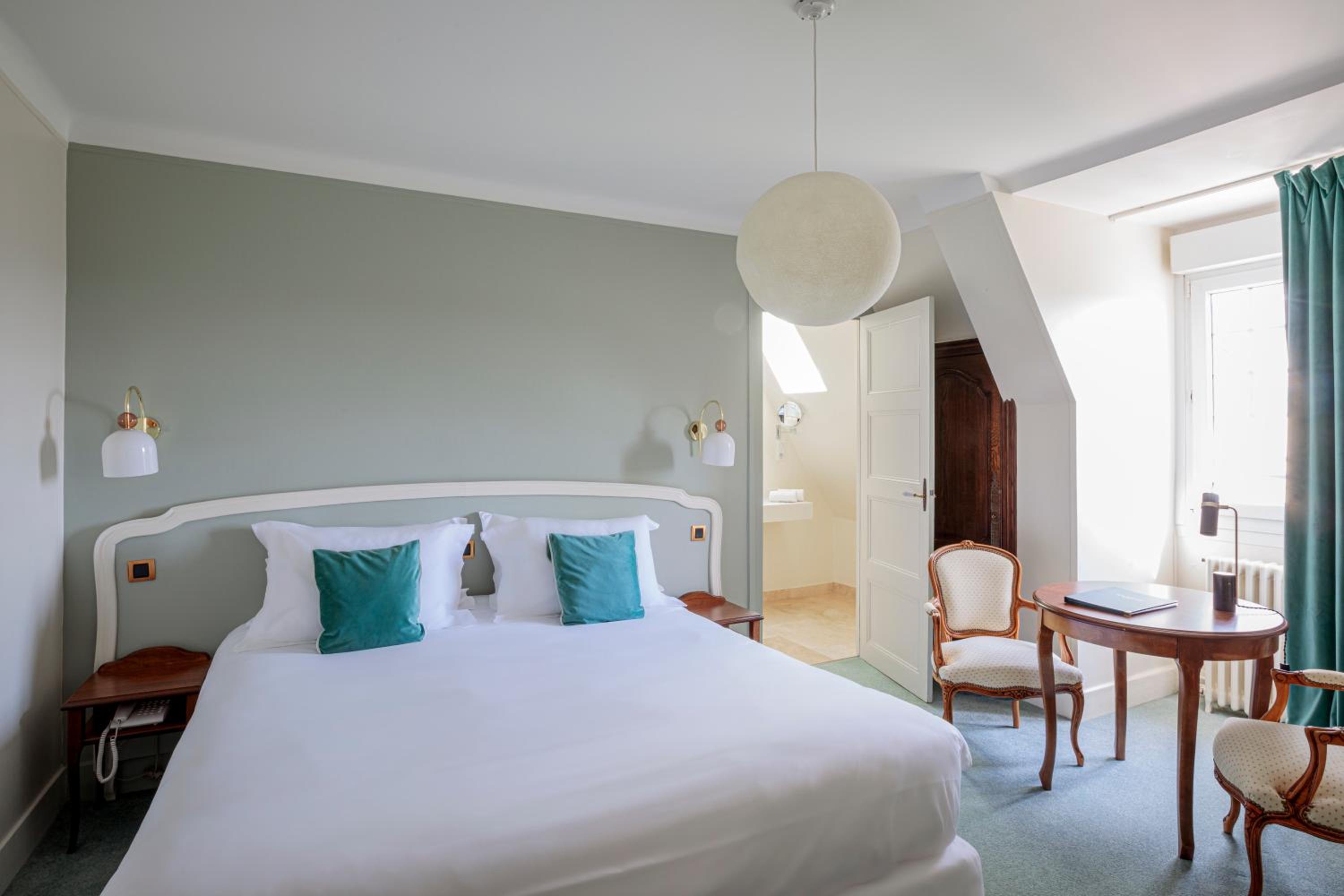 Superior Double Room photo 2