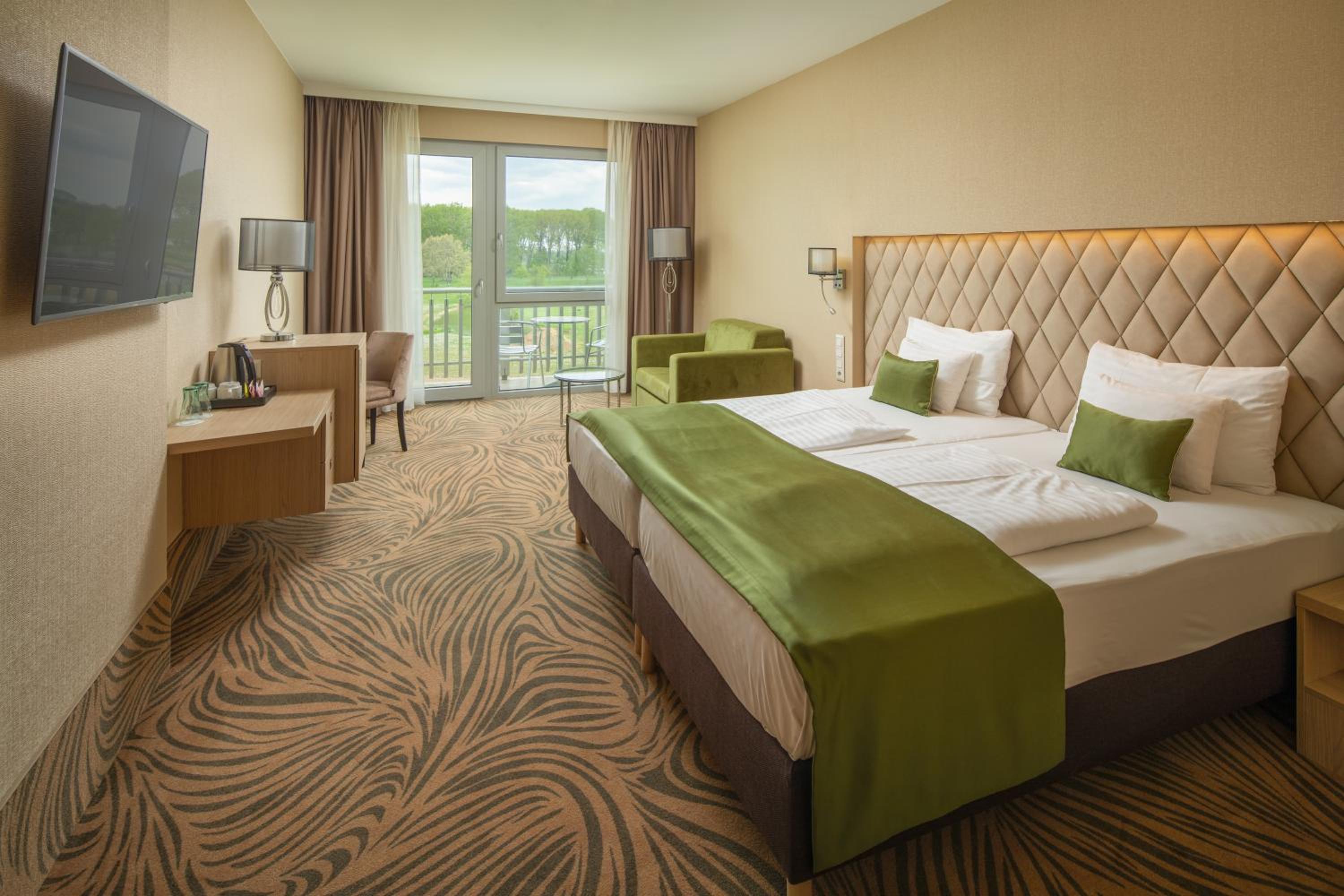 Superior Double Room with Golf Course View