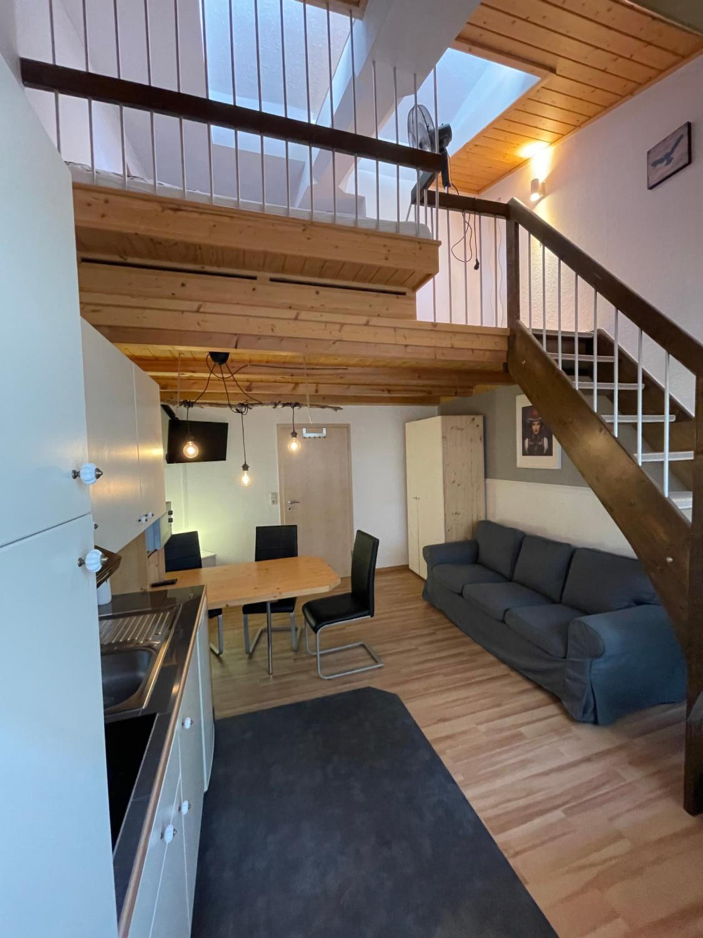 One-Bedroom Apartment - Photo 1