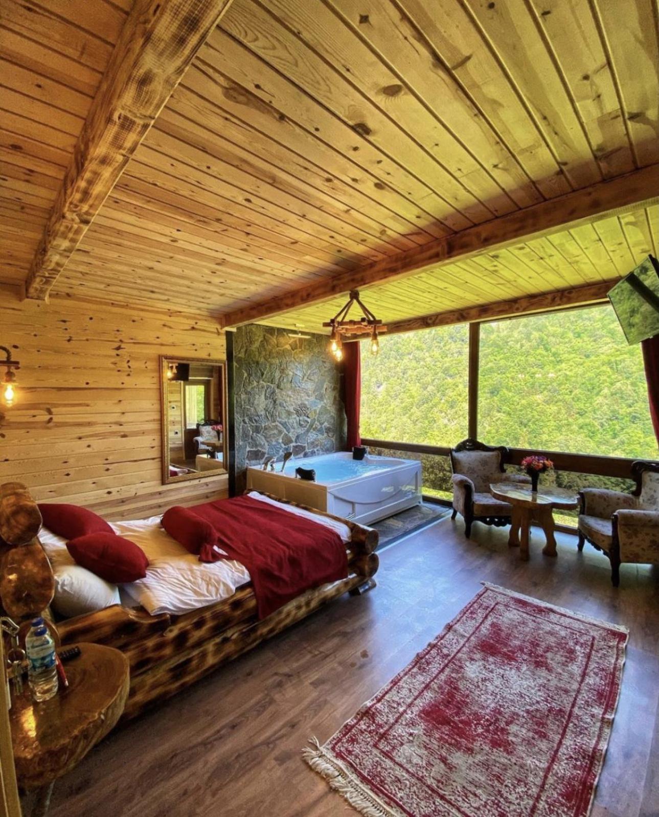Double Room with Spa Bath
