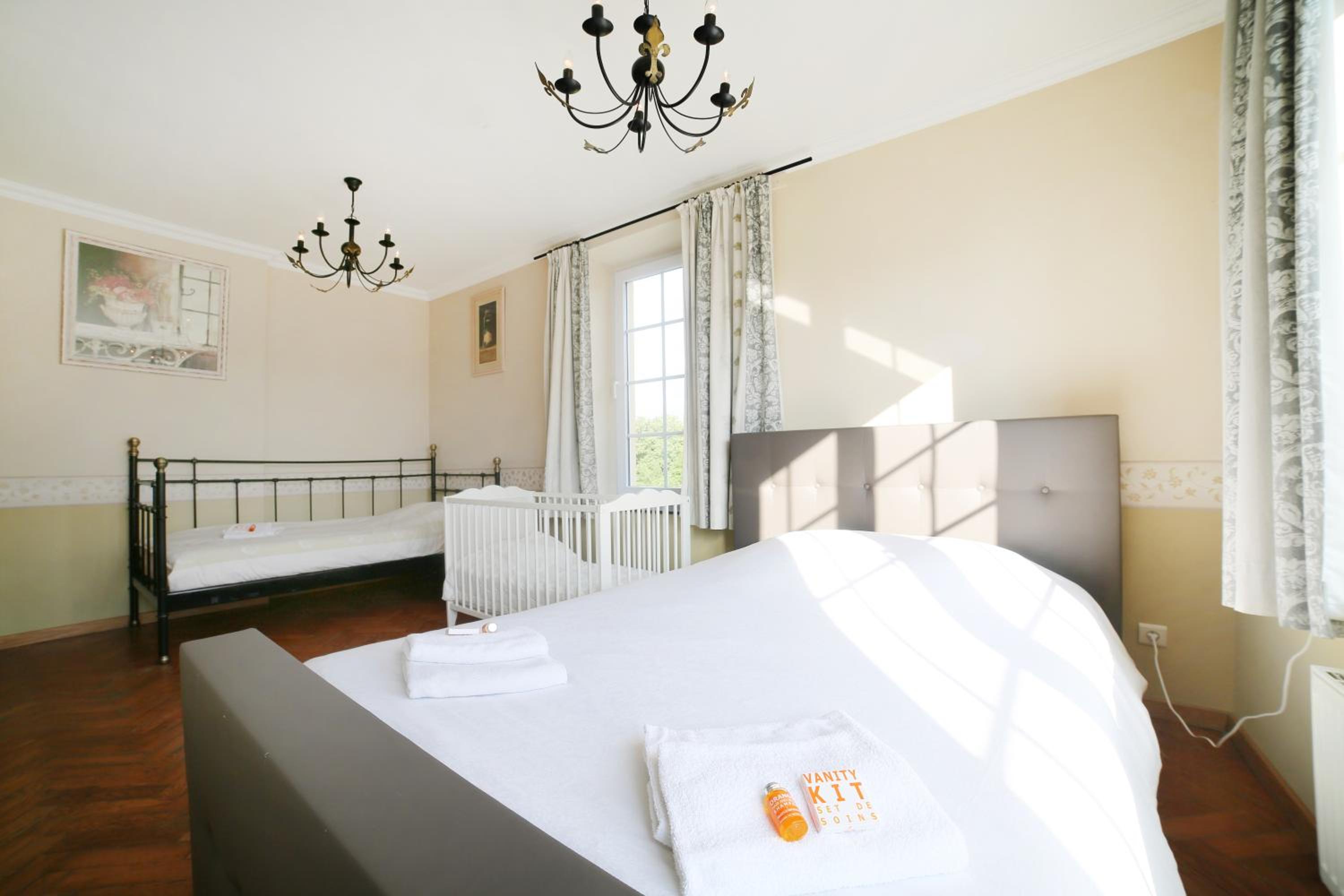 Triple Room with Private Bathroom