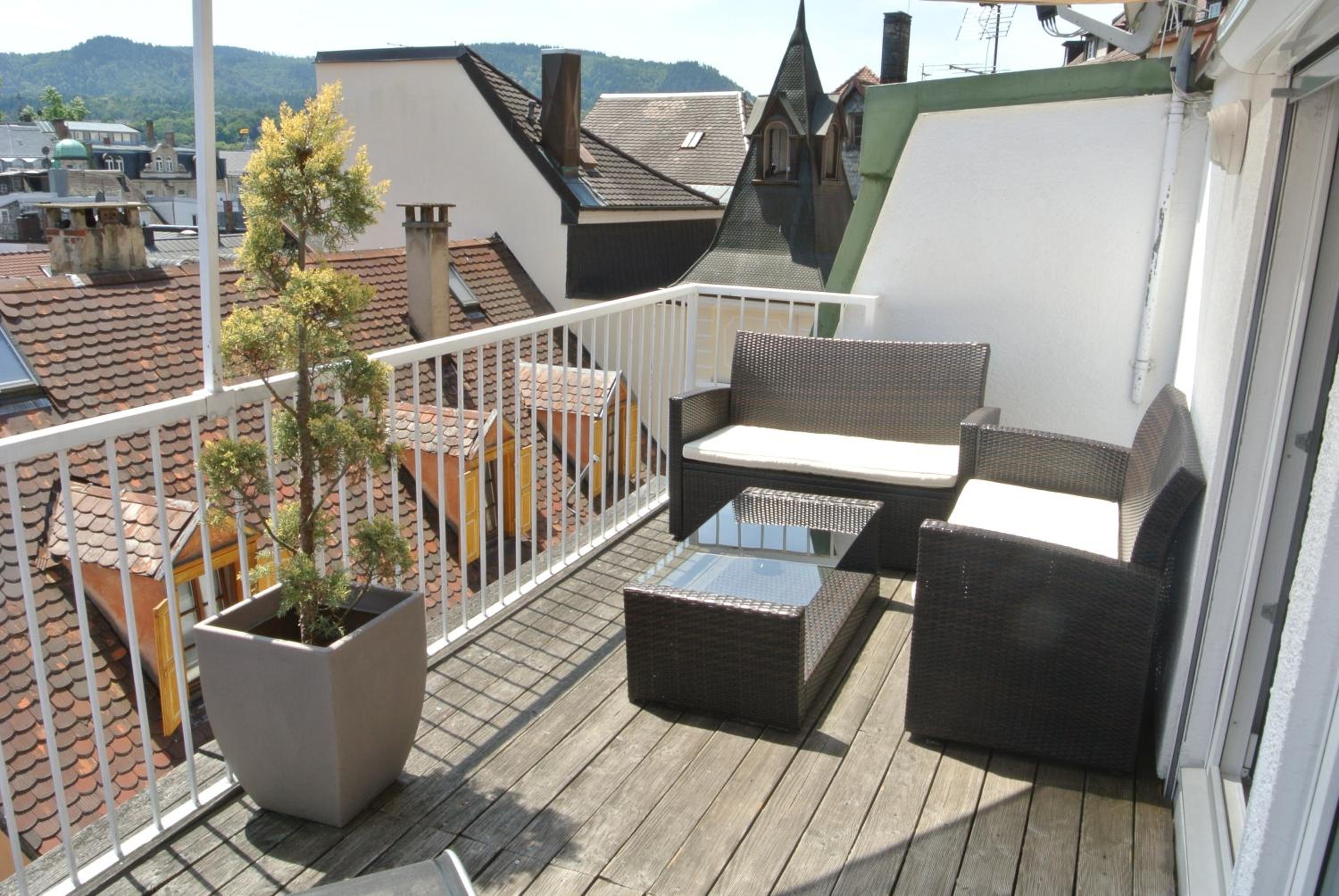 Apartment with Terrace photo 3