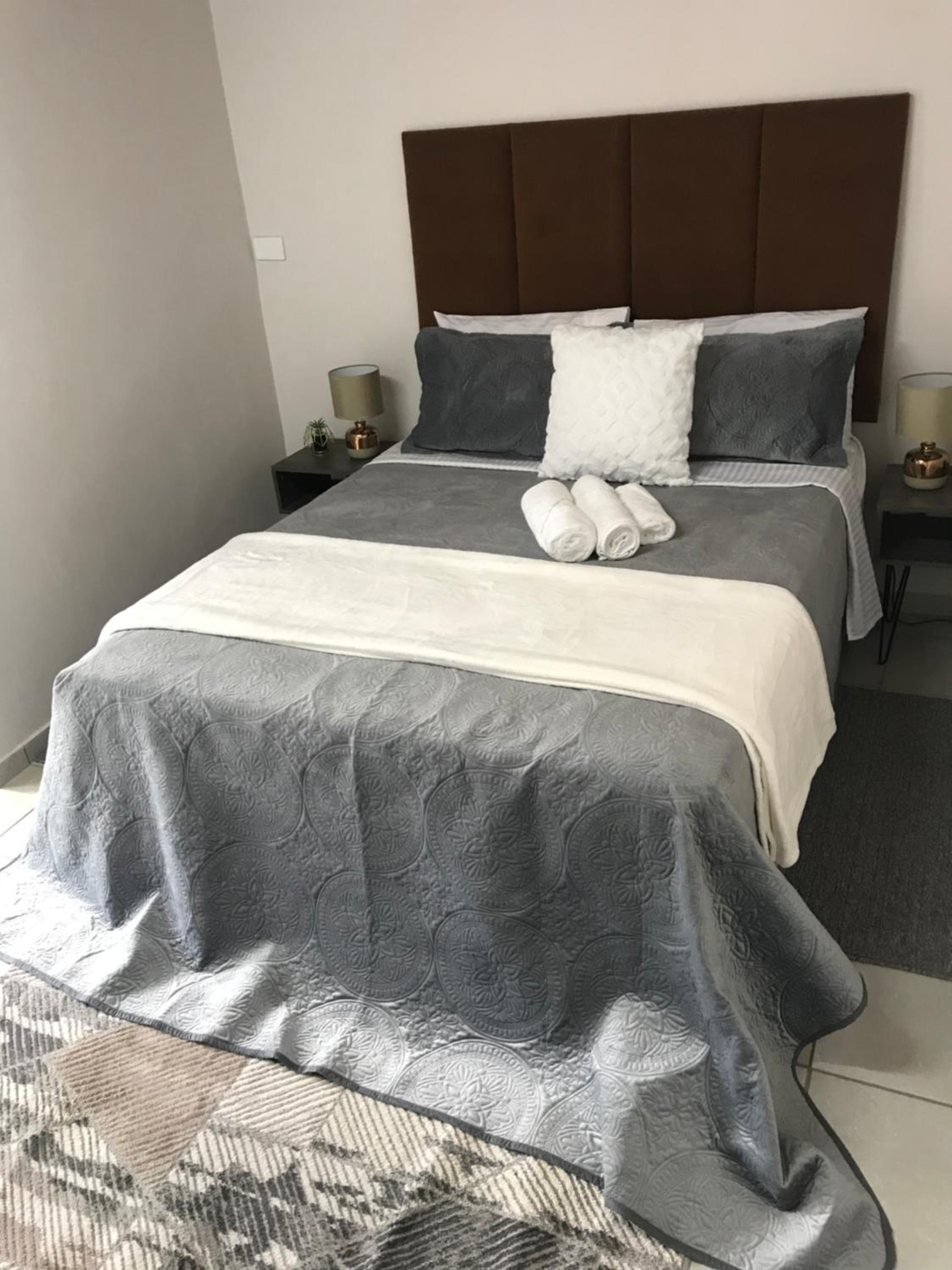 Double Room with Private Bathroom photo 1