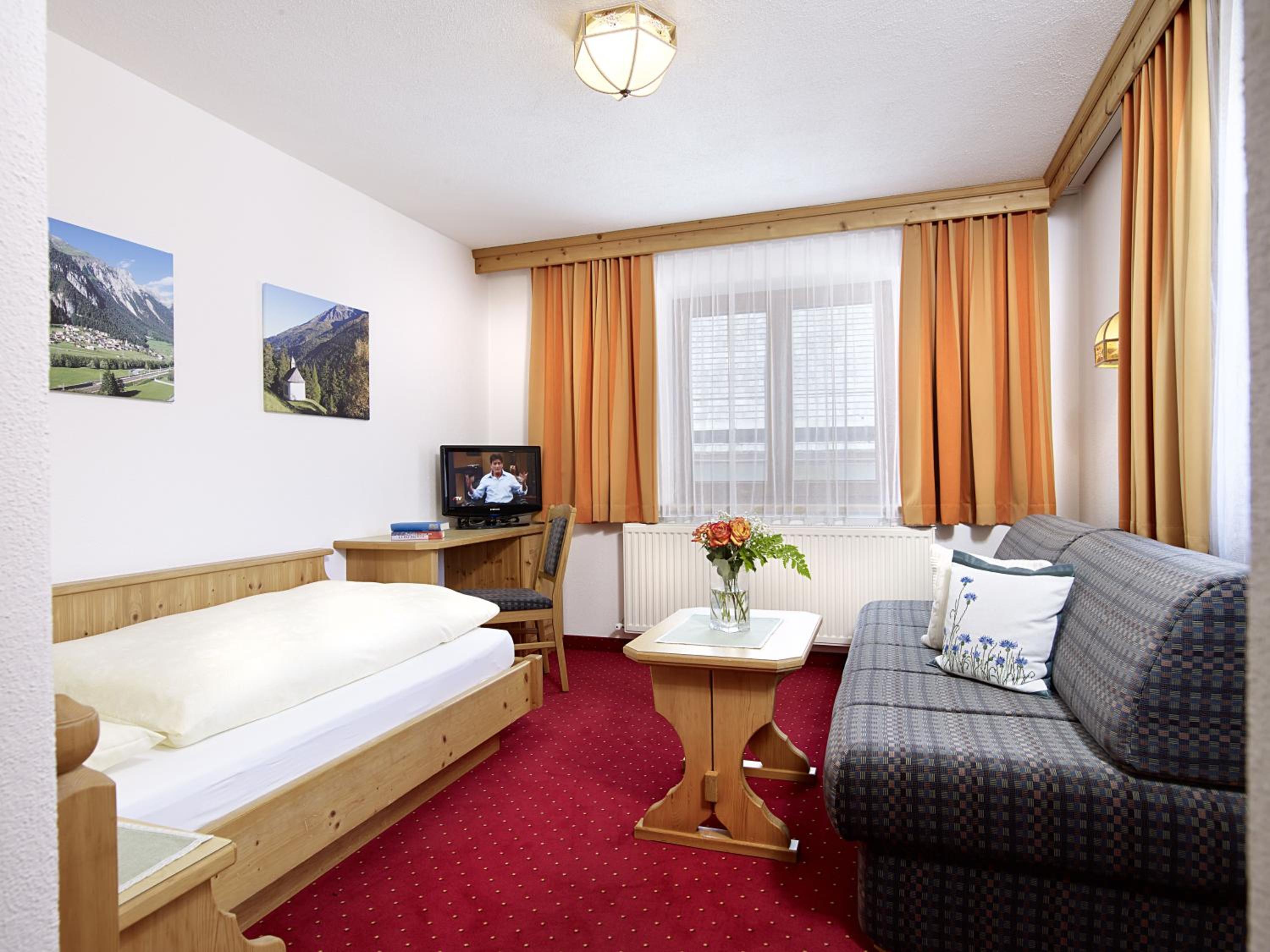 Single Room photo 1