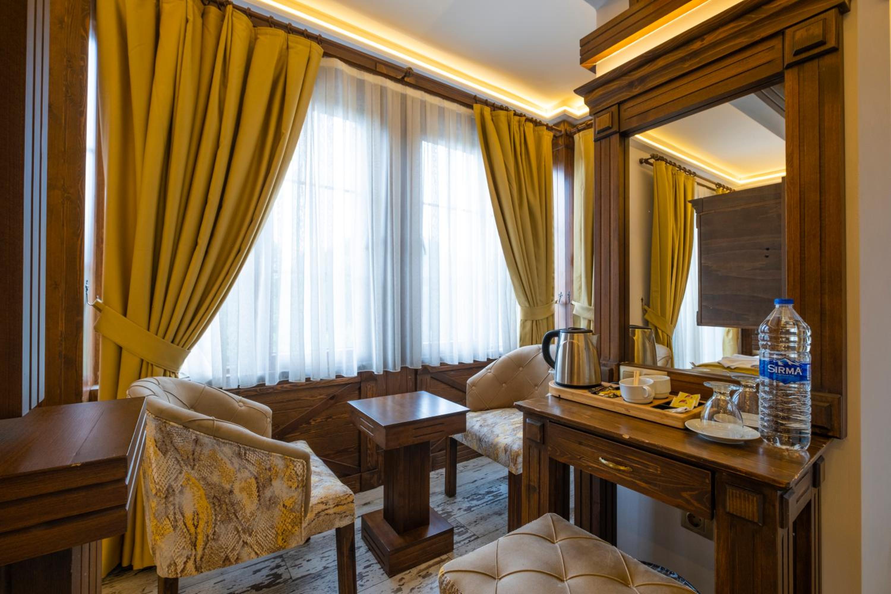 Corner Double Room