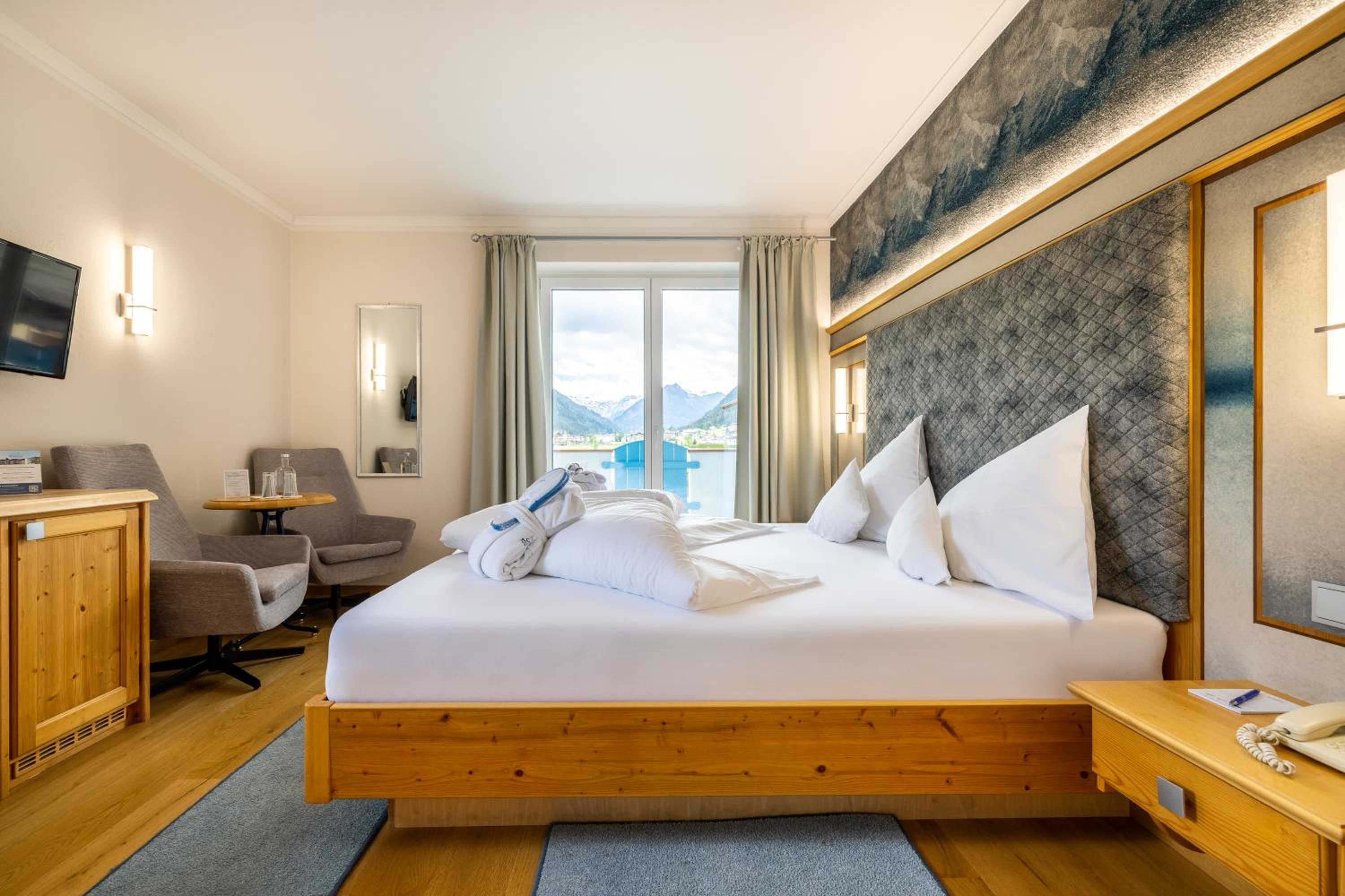 Standard Double Room - Photo 3