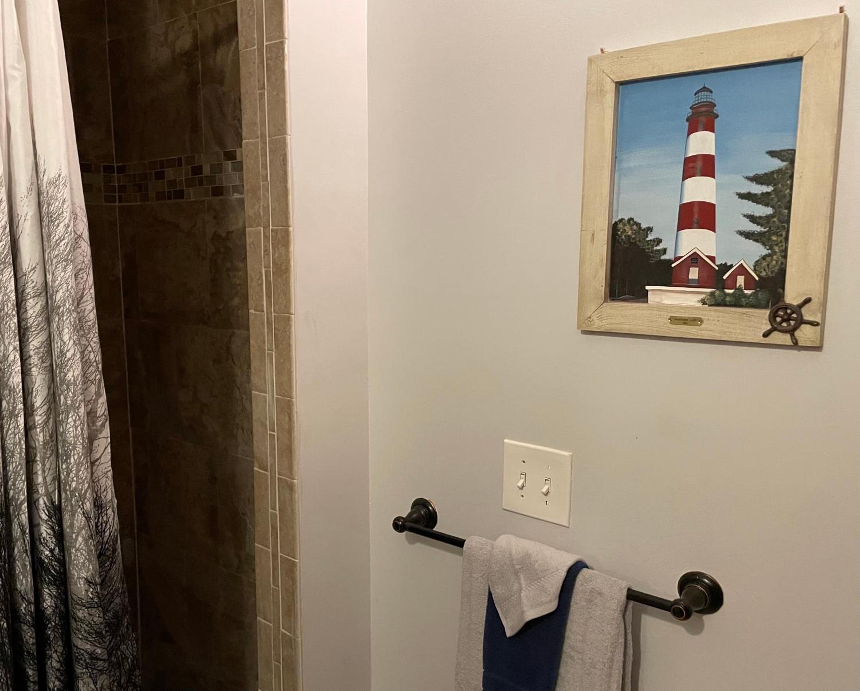 Queen Room - Photo 13
