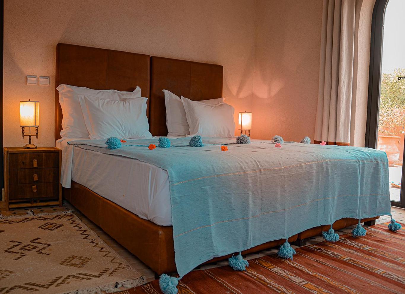Double or Twin Room with Terrace - Photo 3