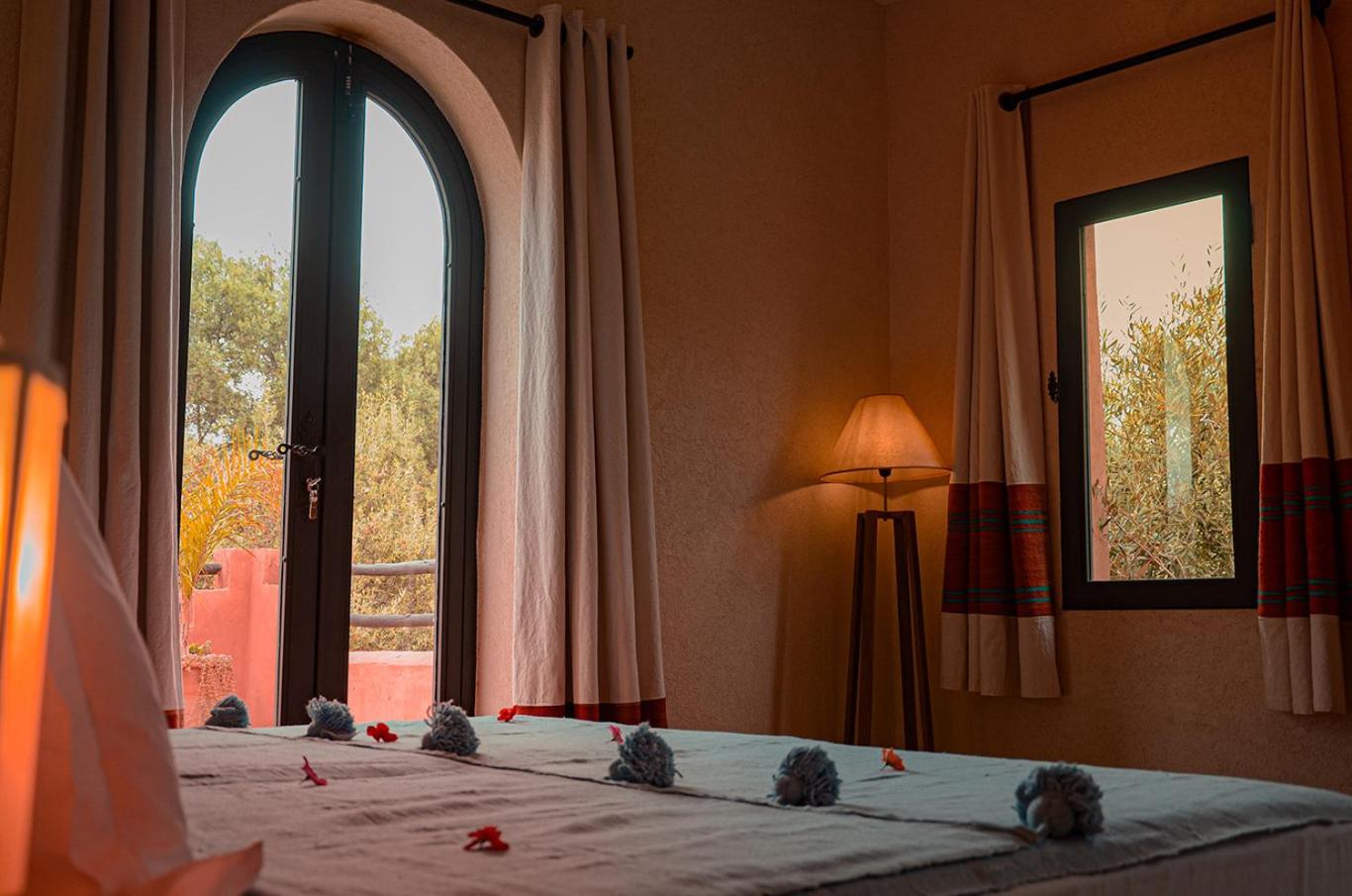 Double or Twin Room with Terrace - Photo 5