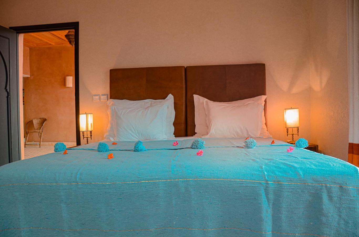 Double or Twin Room with Terrace - Photo 4