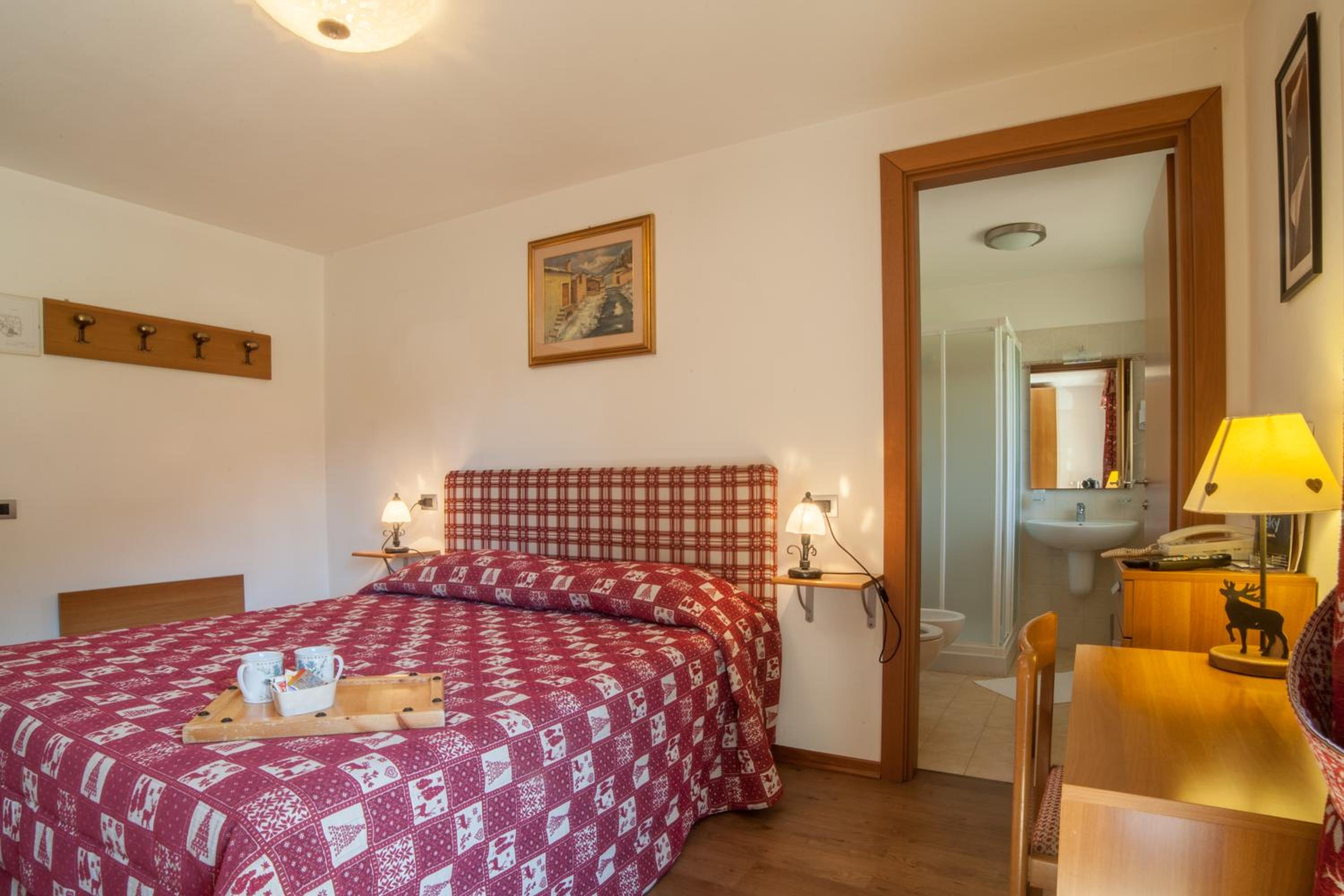 Double or Twin Room - Photo 5