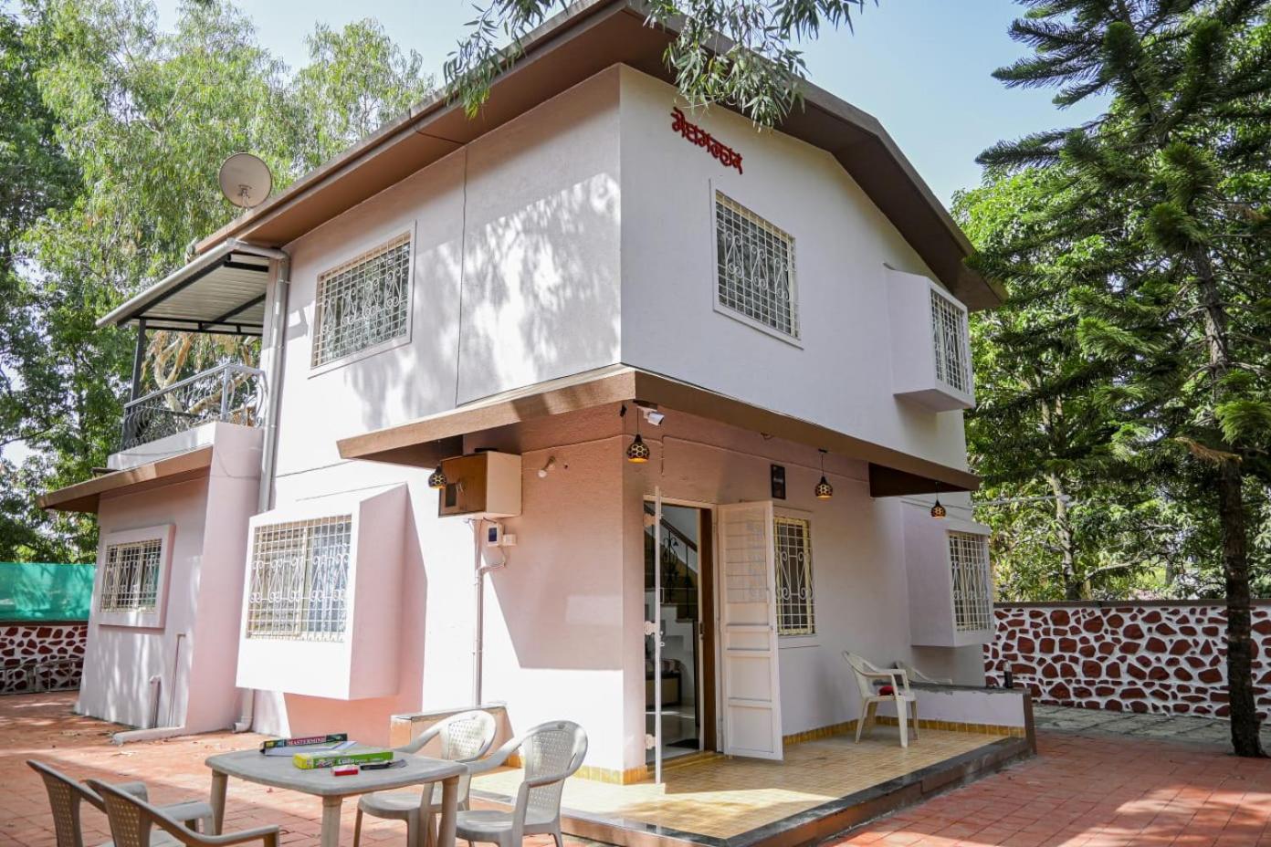 Villa photo 3