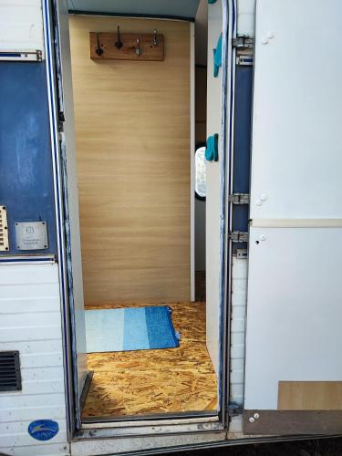 Caravan - Photo 12