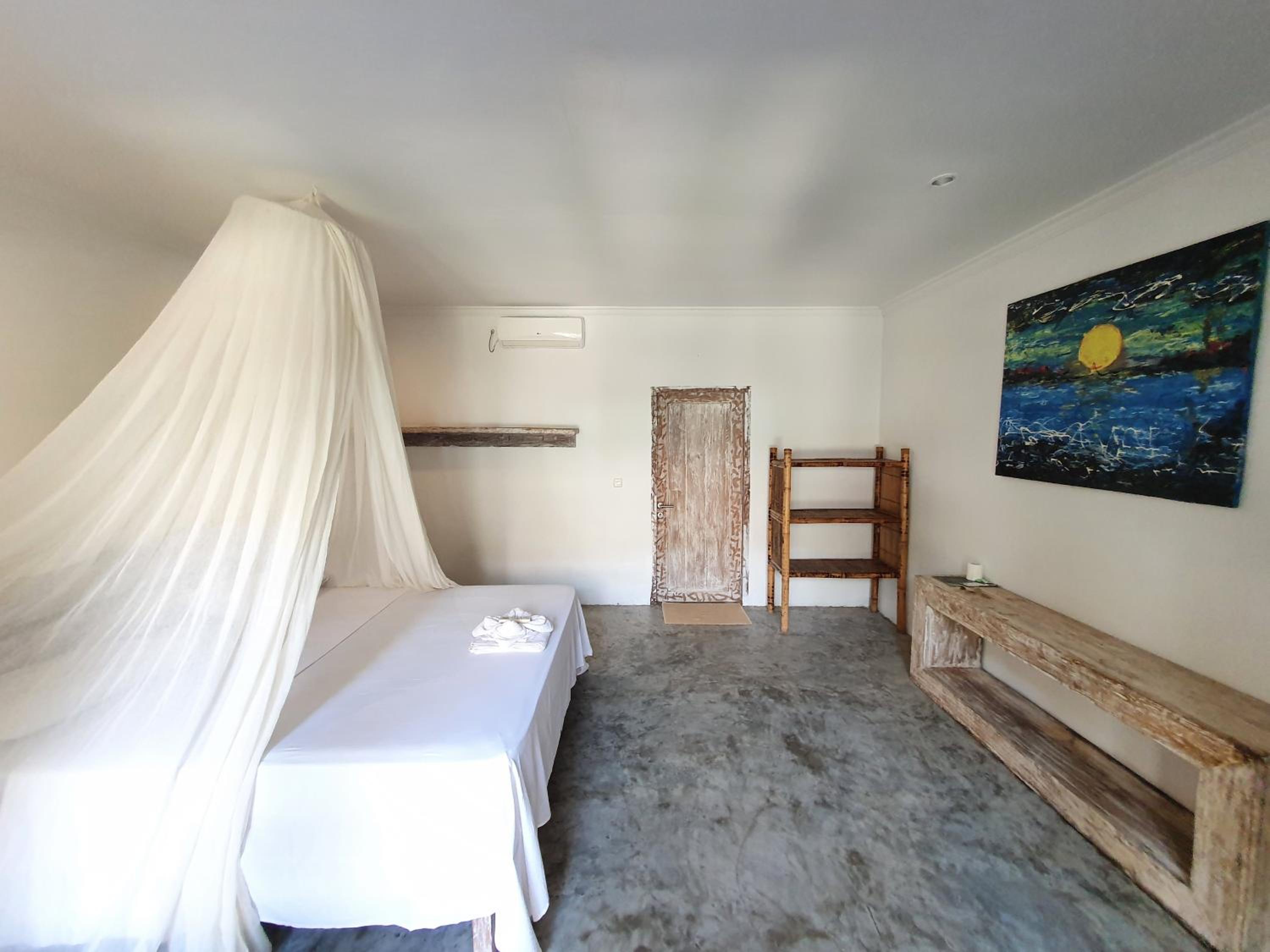 One-Bedroom Bungalow