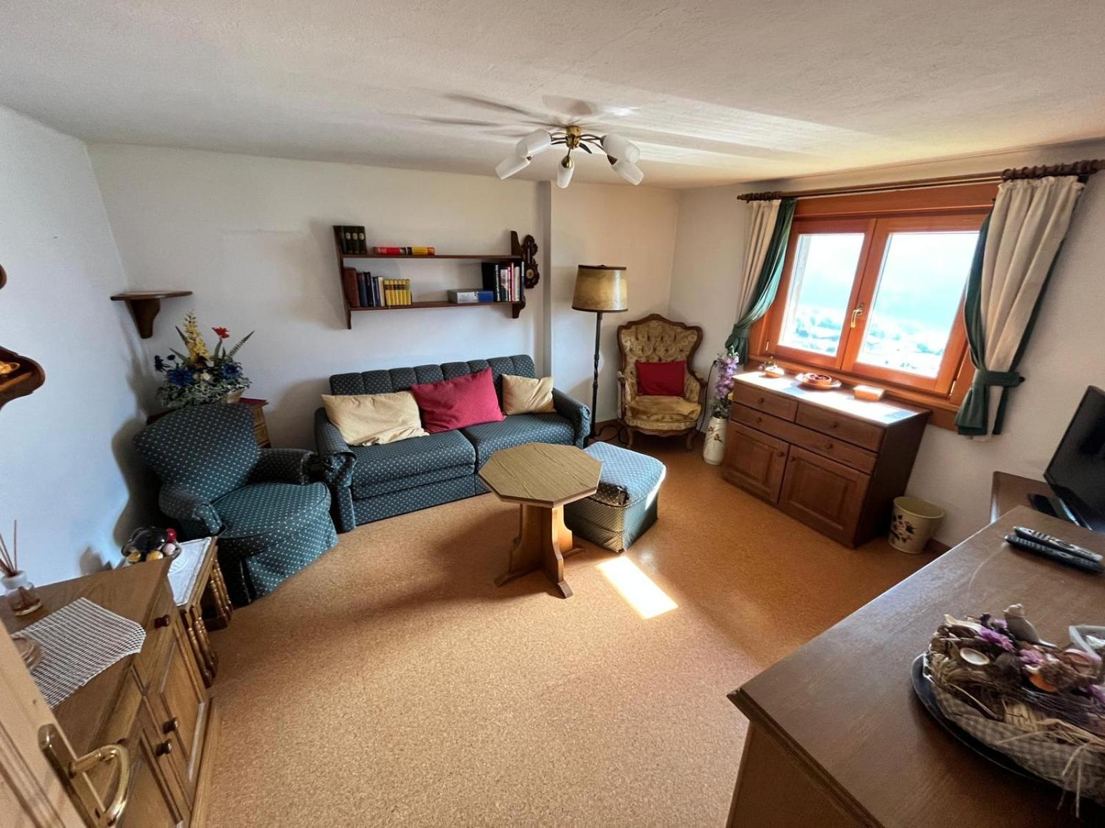 Three-Bedroom Apartment photo 1