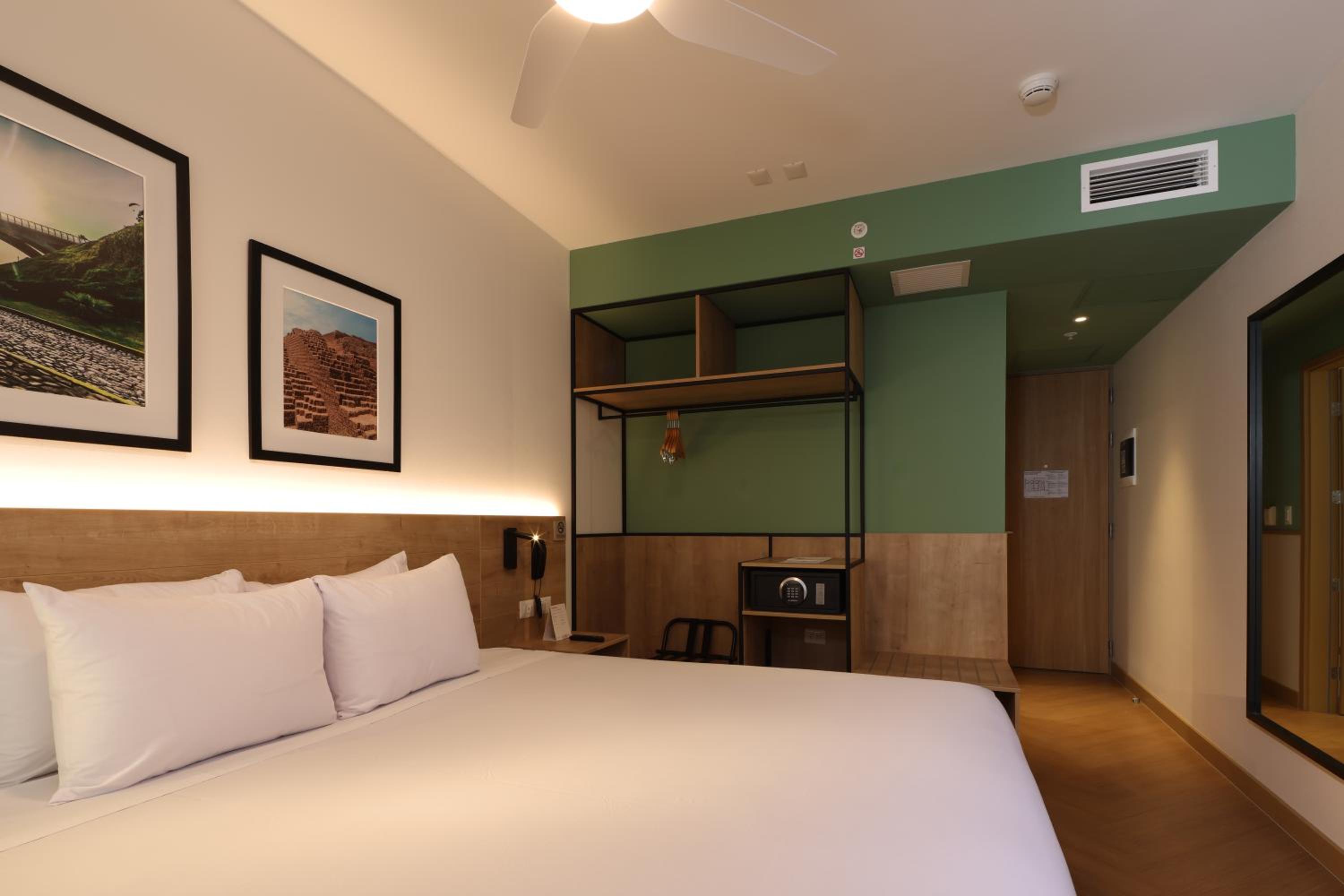 Double Room - Photo 2