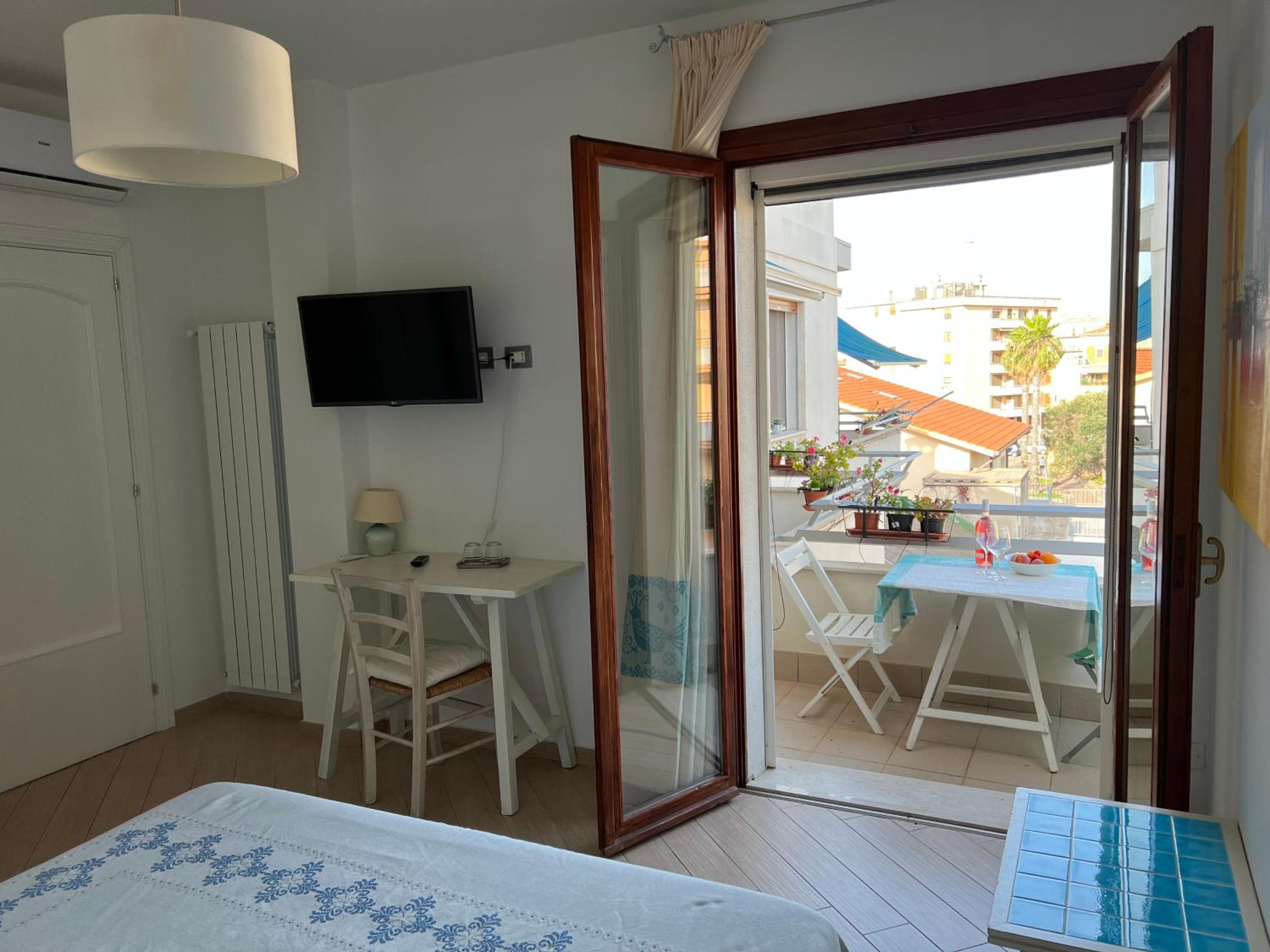 Double Room with Balcony photo 2