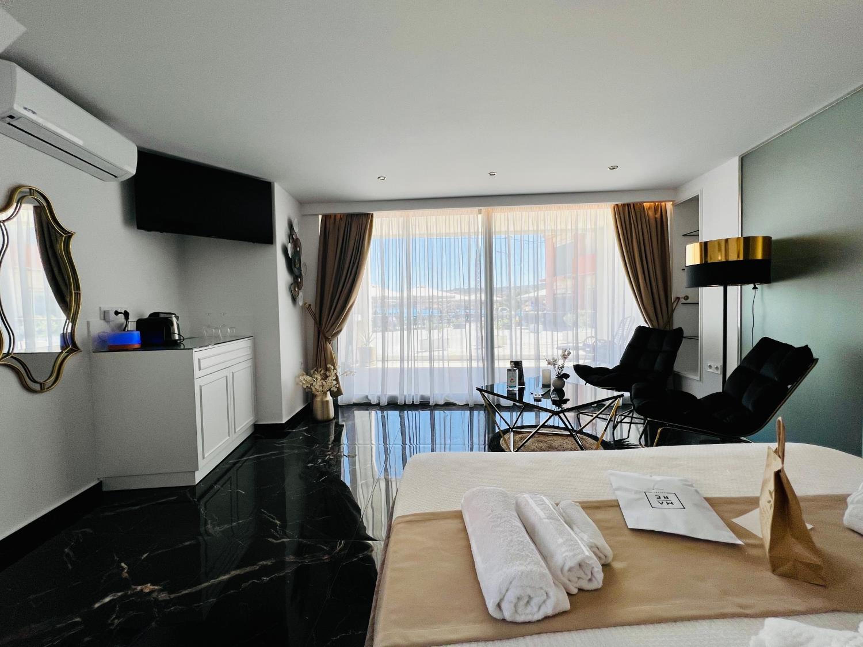 Junior Suite with Sea View