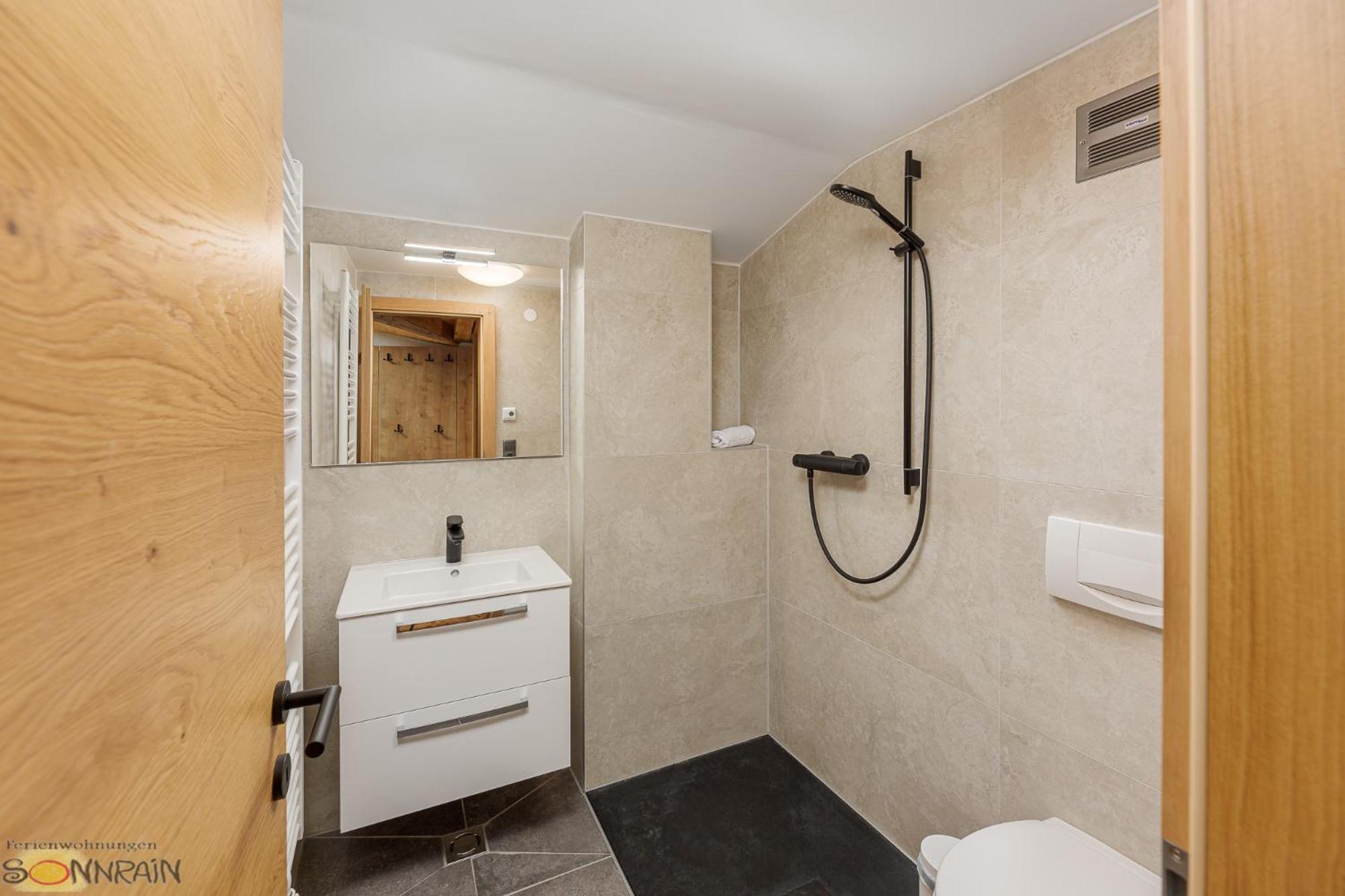 Three-Bedroom Apartment - Photo 7