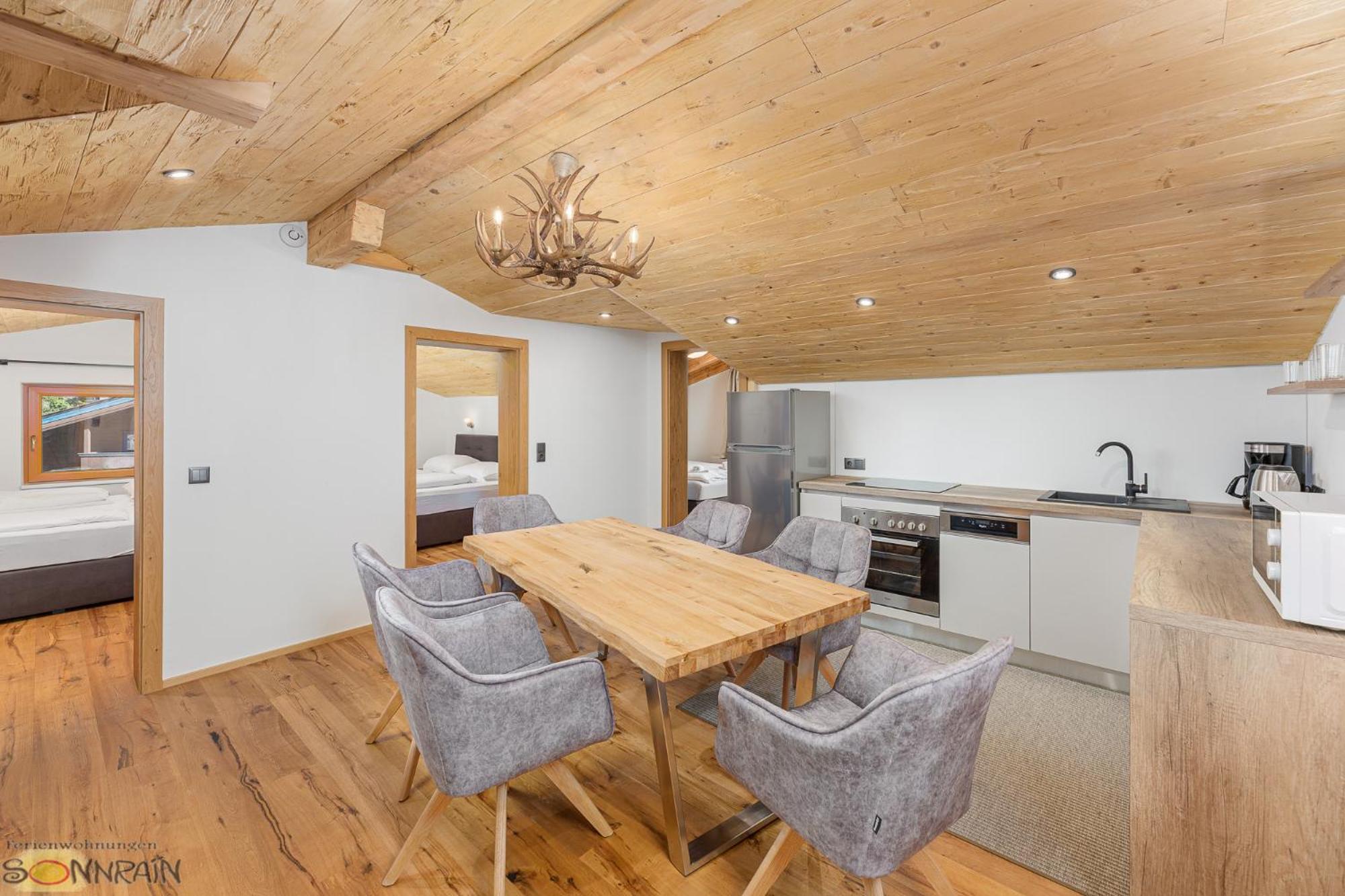 Three-Bedroom Apartment - Photo 10